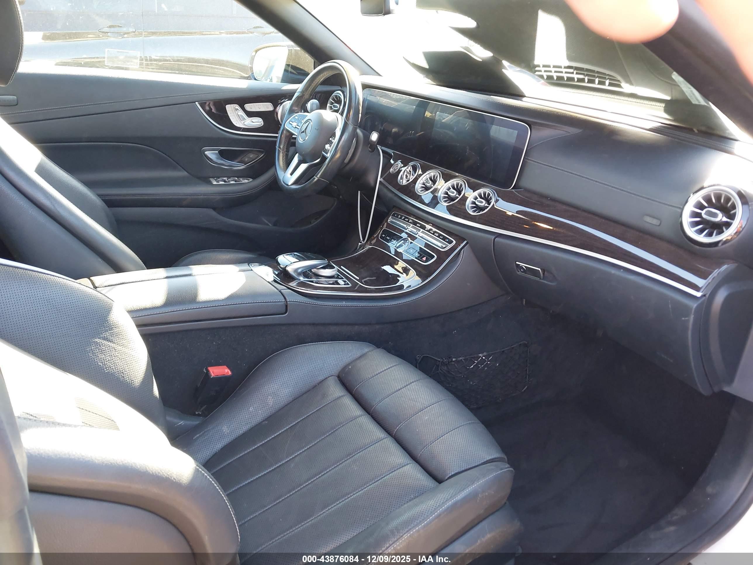 MERCEDES-BENZ E image 5