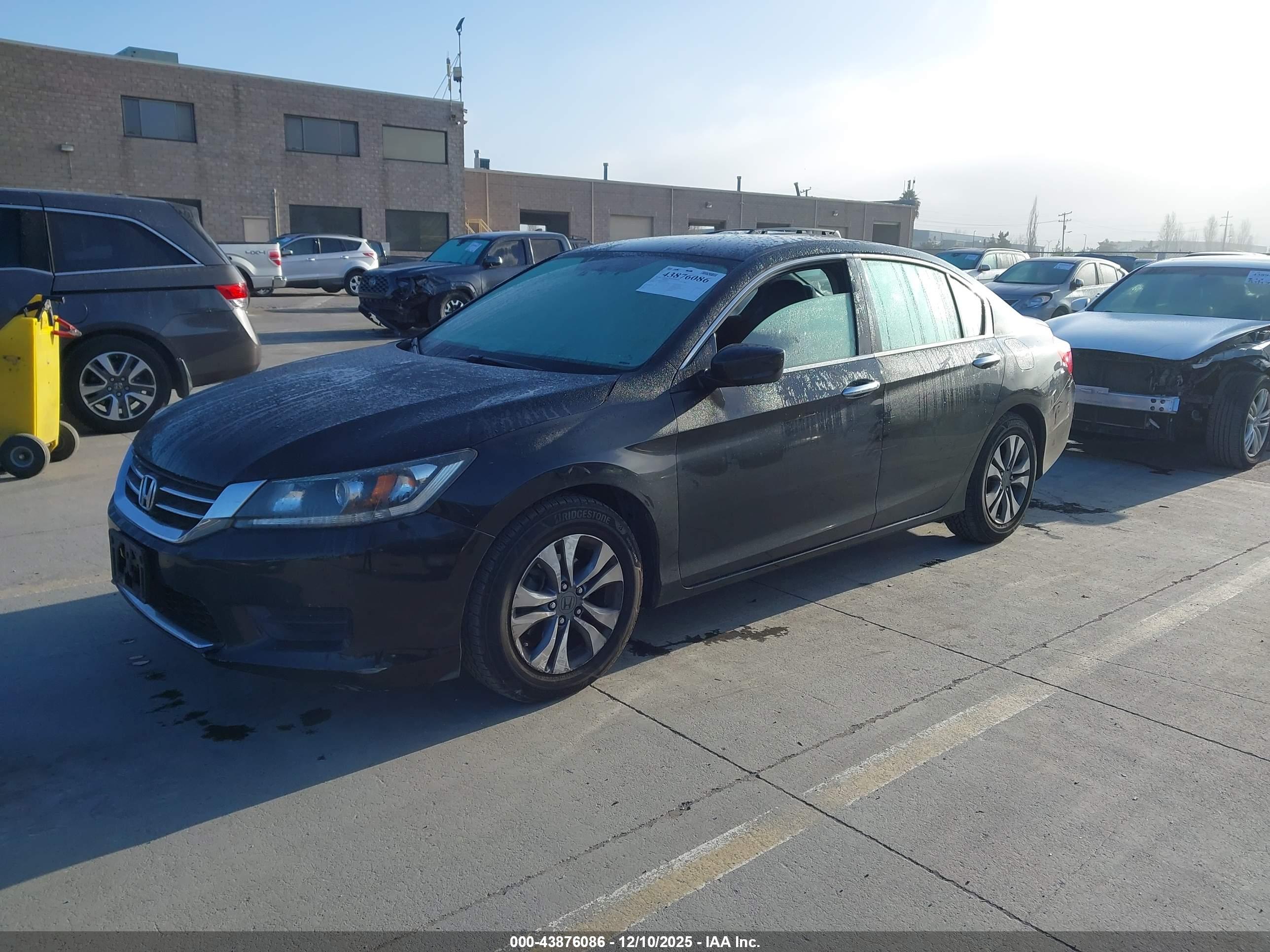 HONDA ACCORD image 2