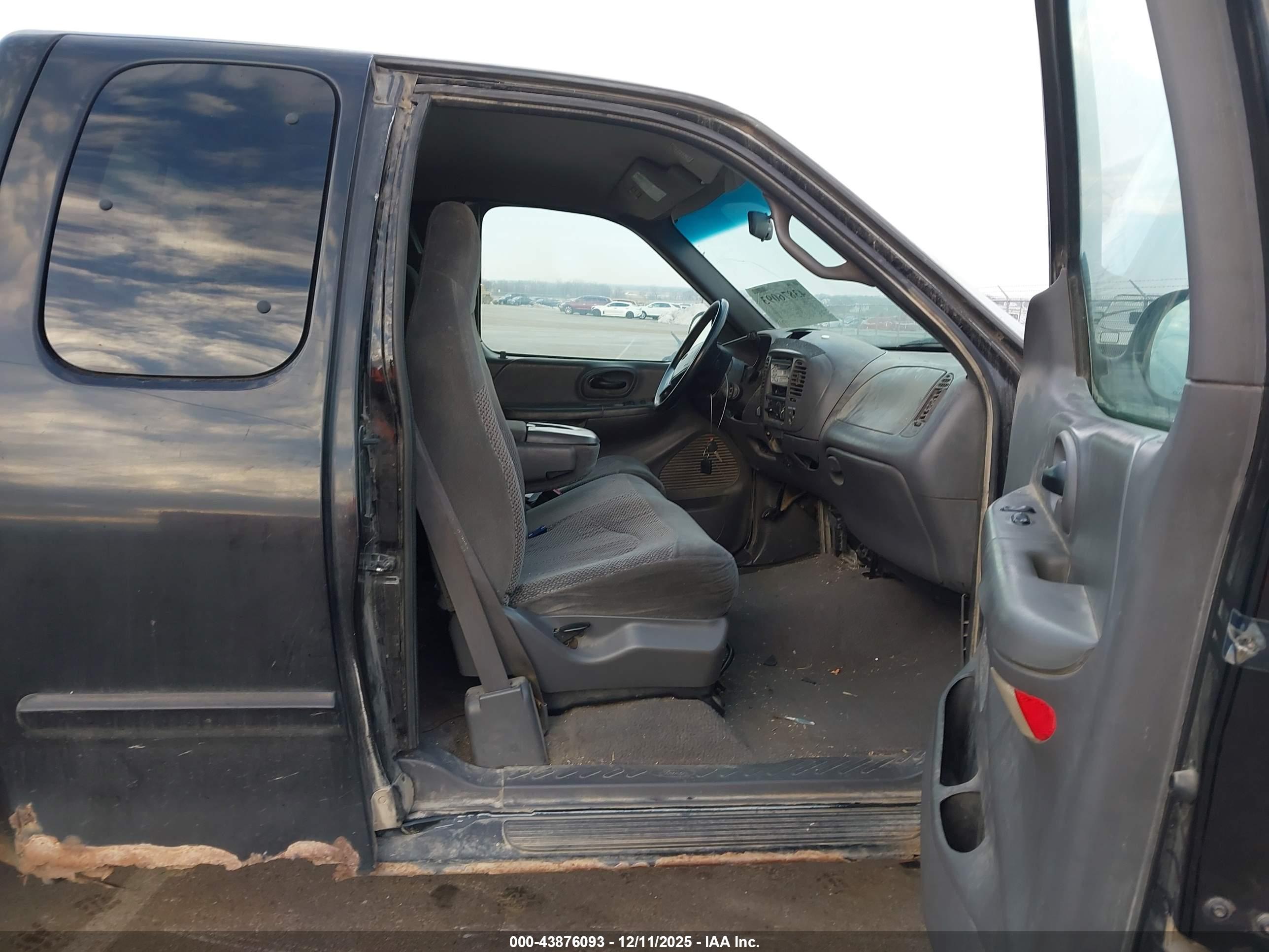 FORD F-150 image 5