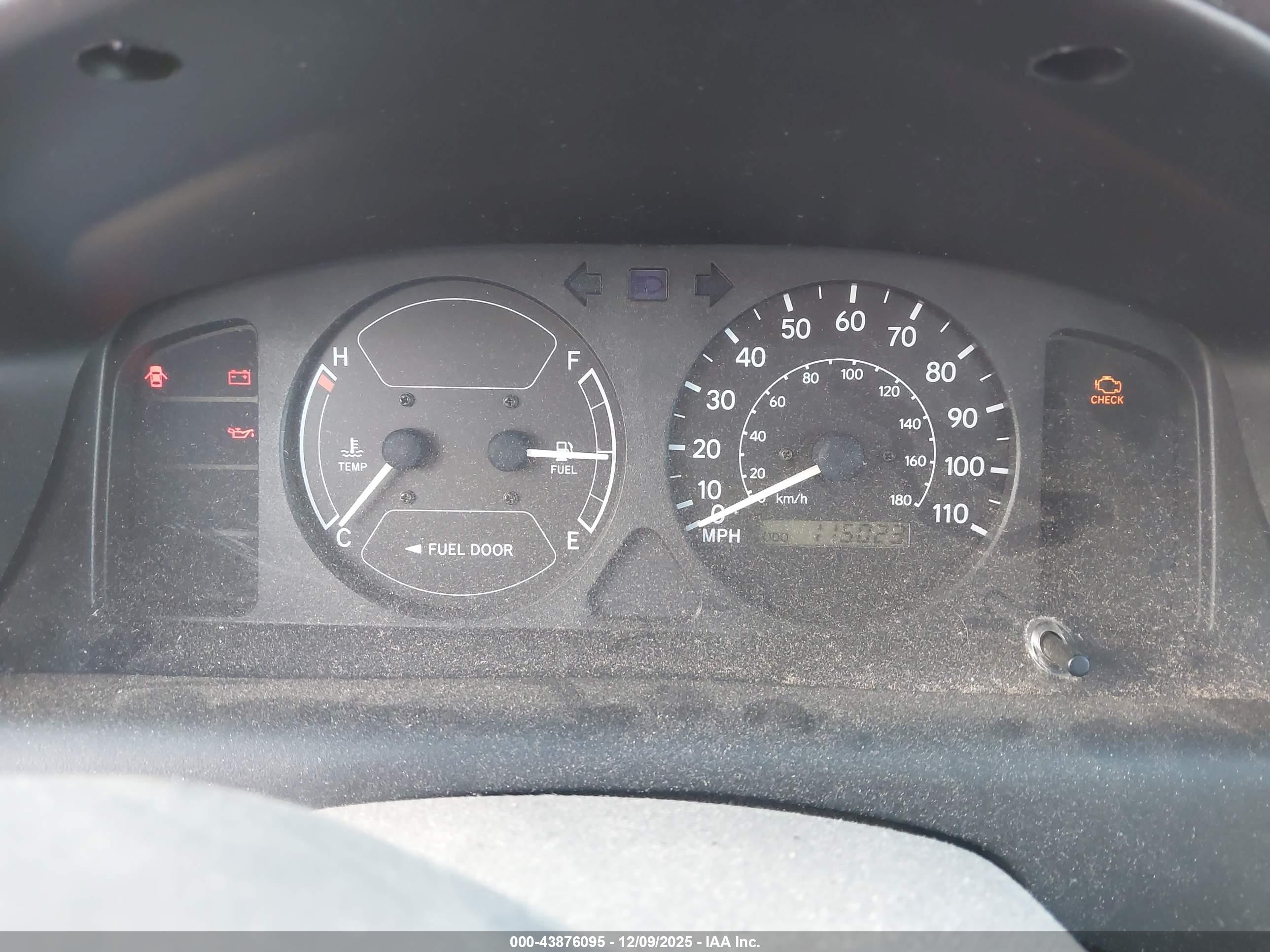 CHEVROLET PRIZM image 7