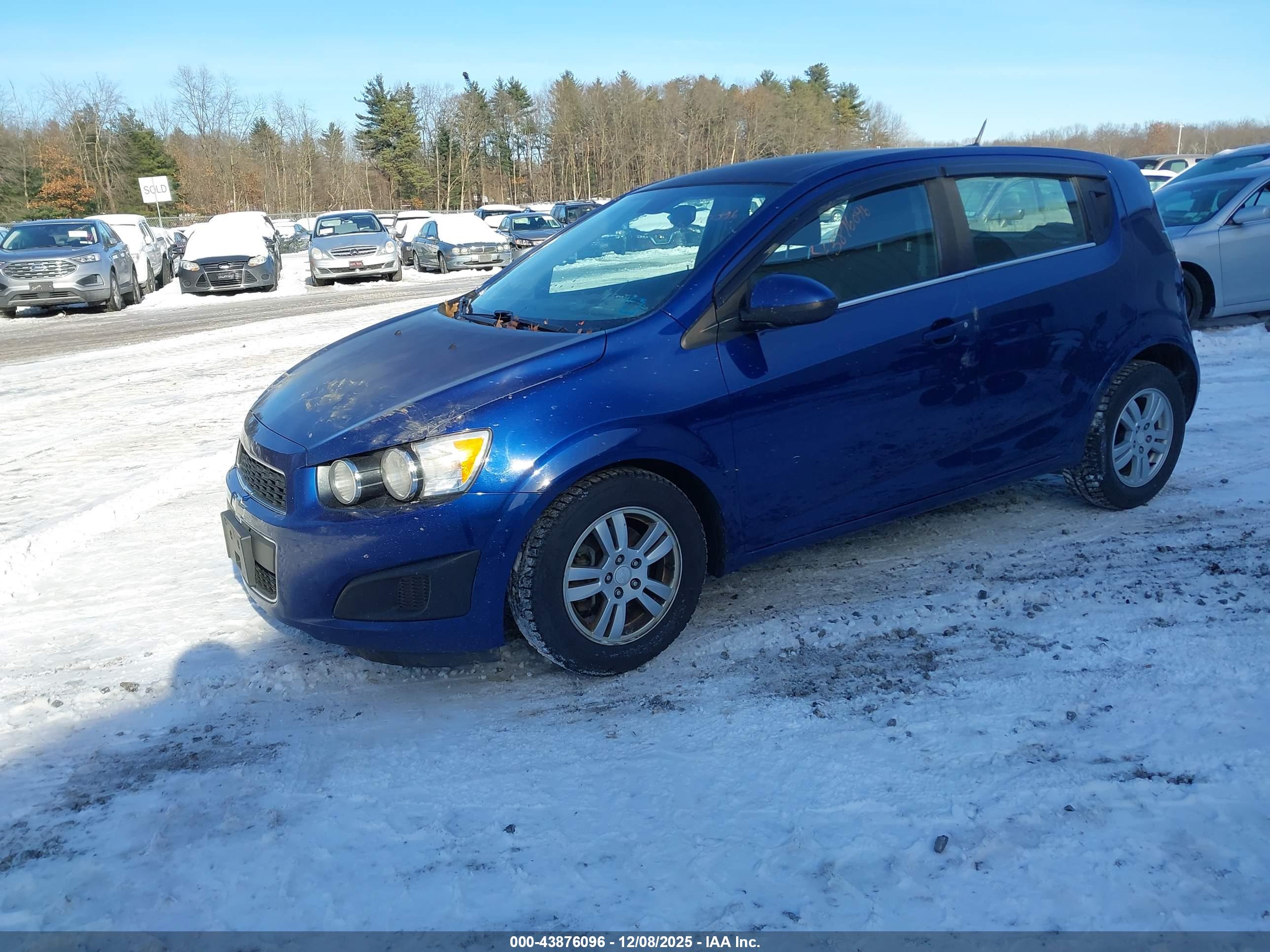CHEVROLET SONIC image 2