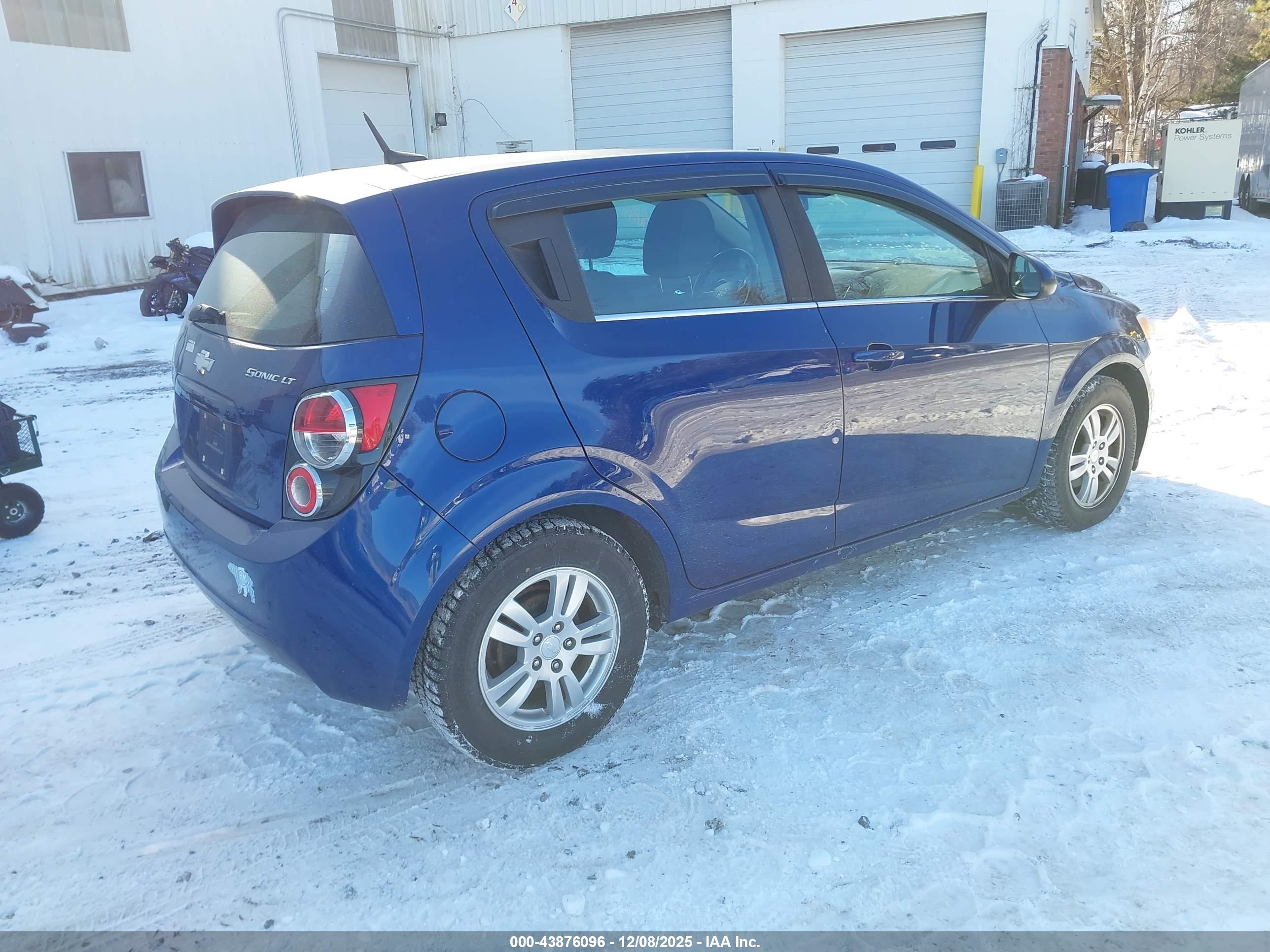 CHEVROLET SONIC image 4
