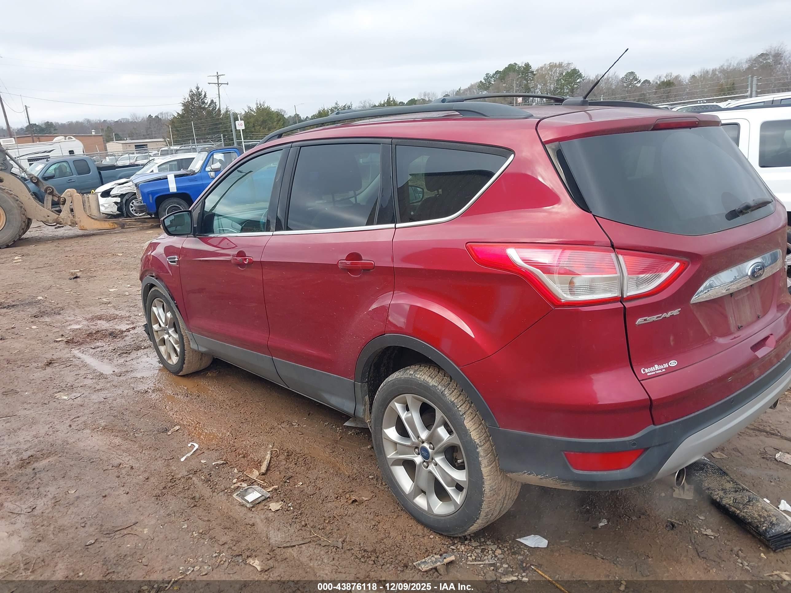 FORD ESCAPE image 3