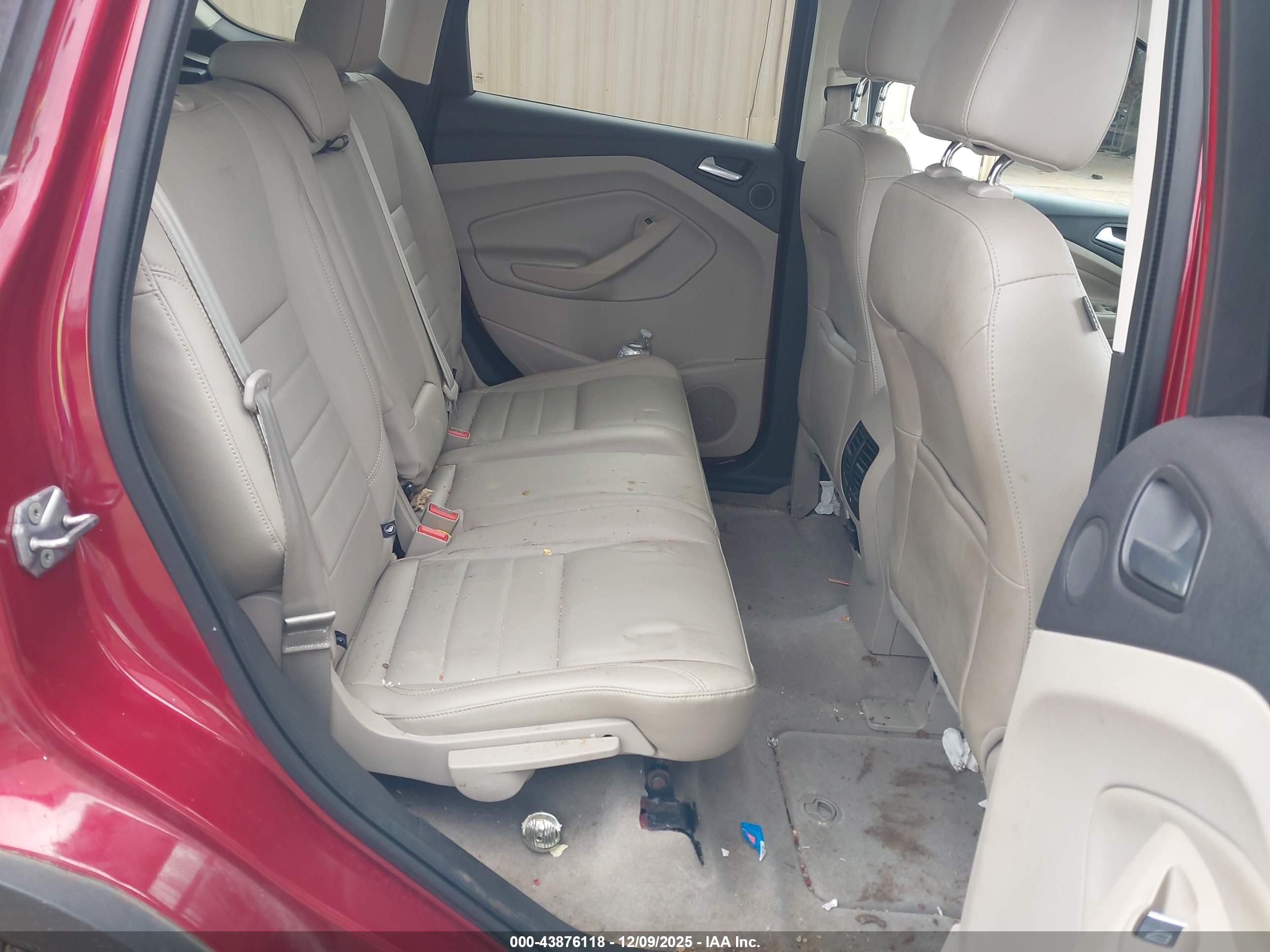 FORD ESCAPE image 8