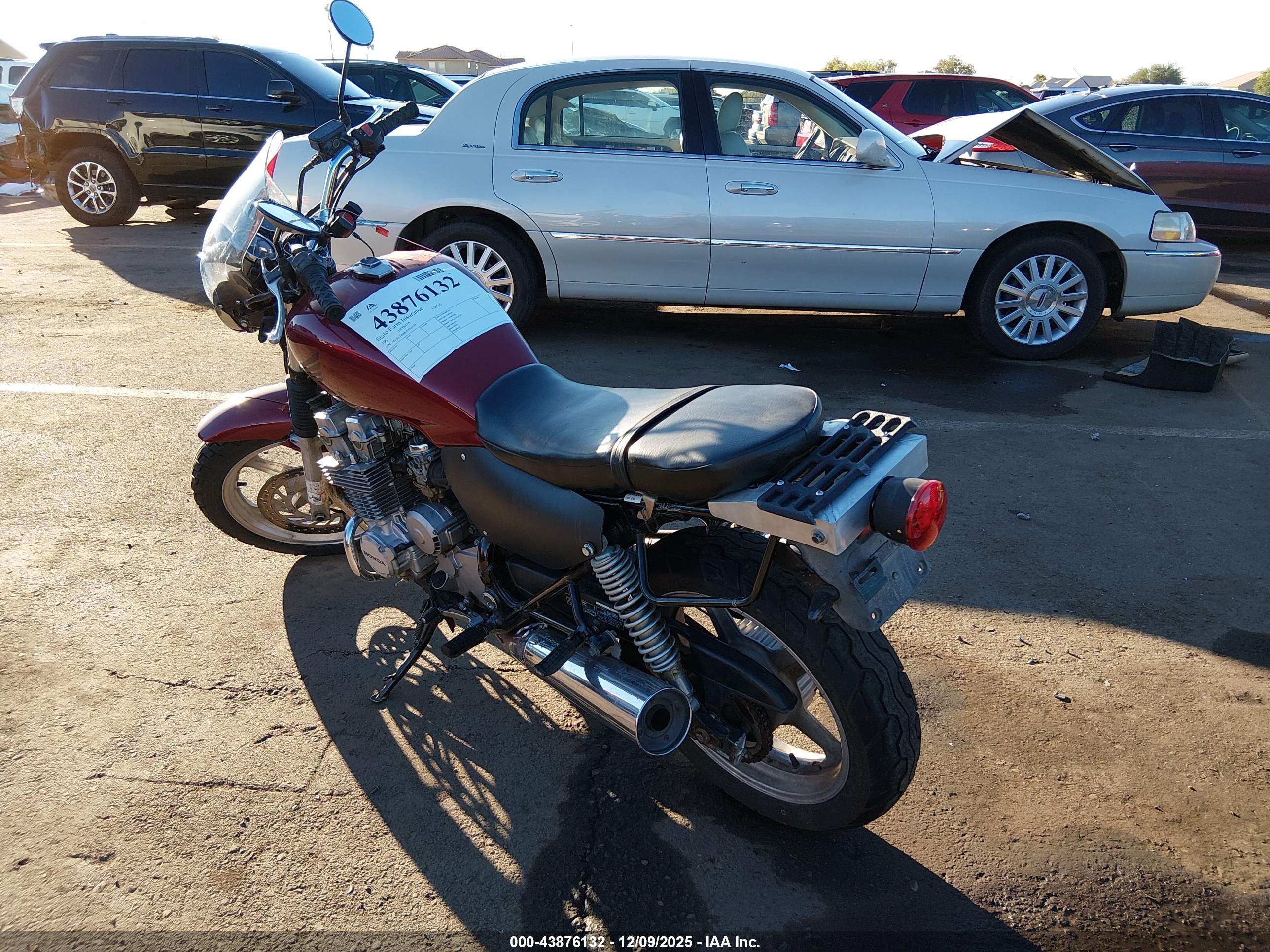 HONDA CB750 image 3