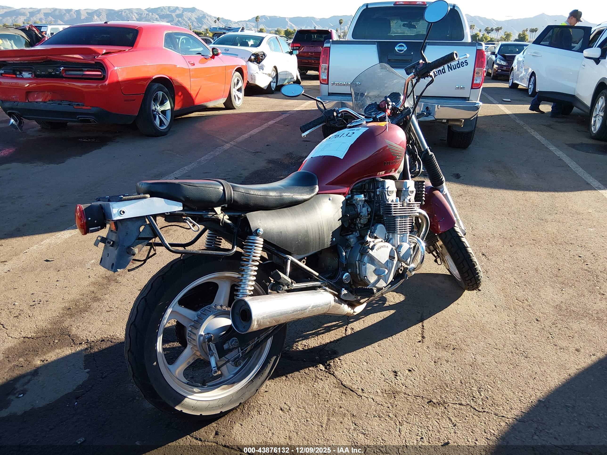 HONDA CB750 image 4