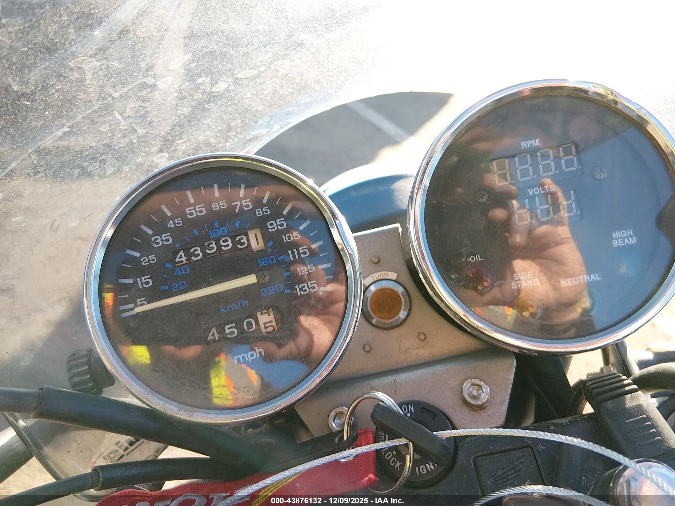HONDA CB750 image 7