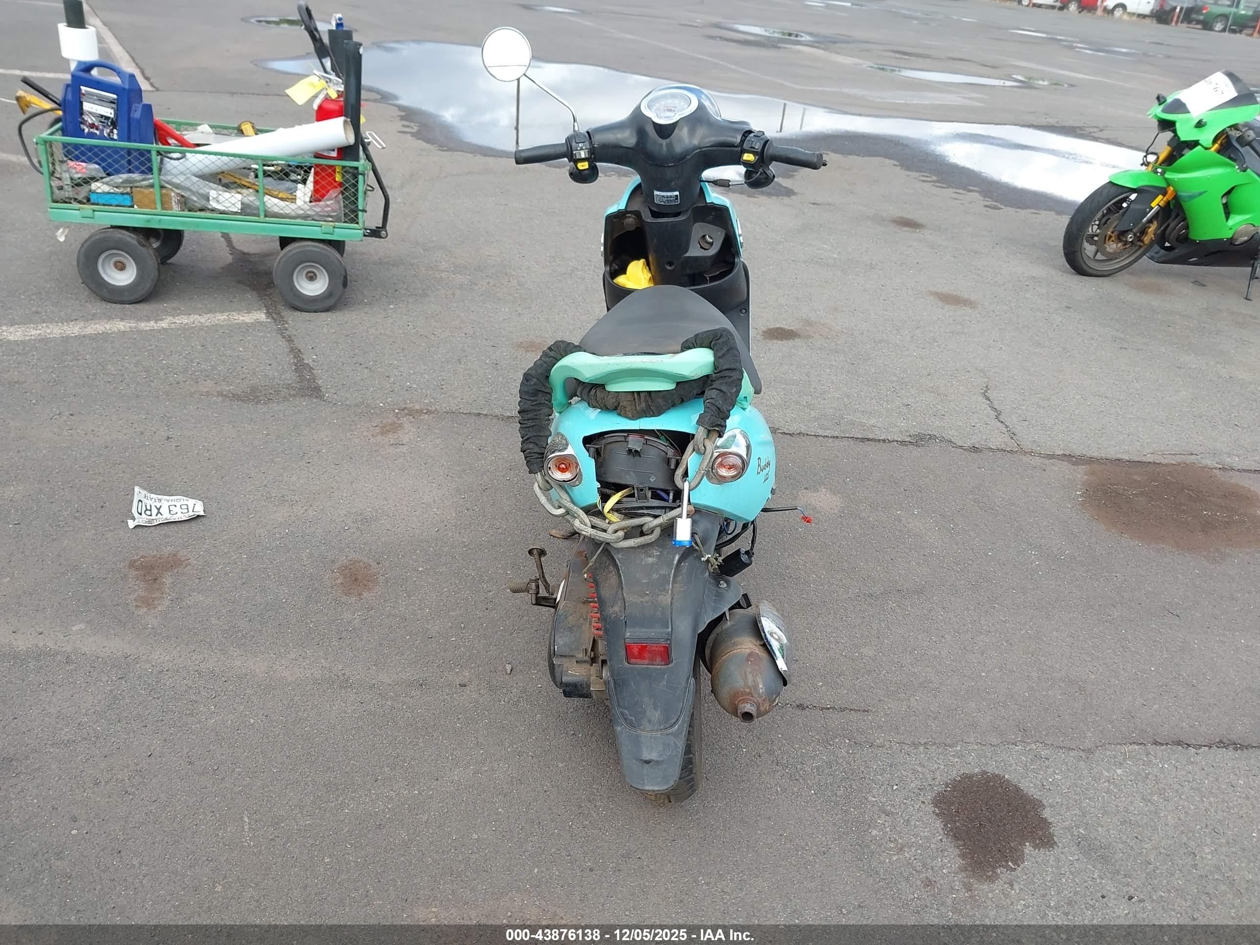 GENUINE SCOOTER image 6