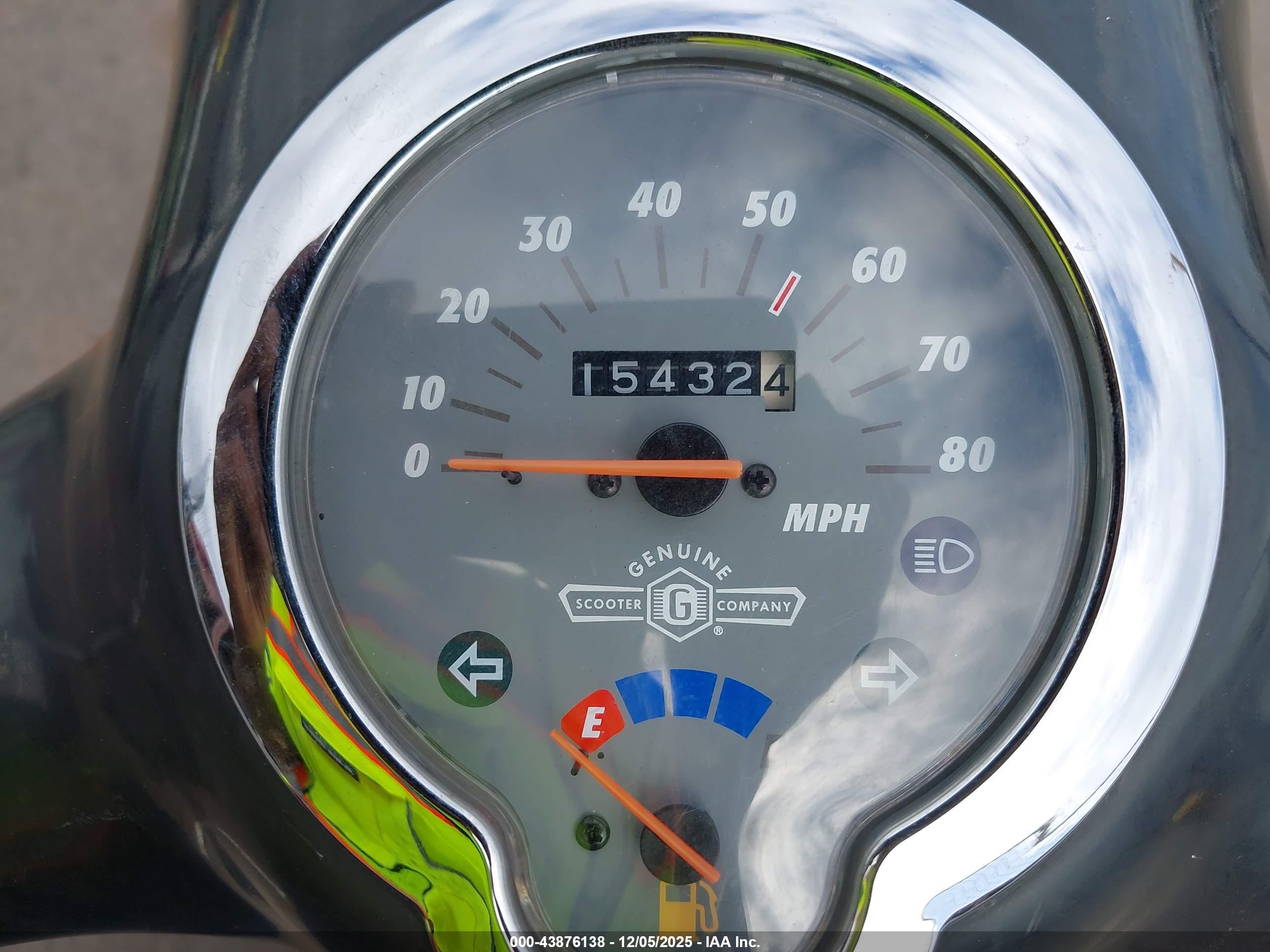GENUINE SCOOTER image 7