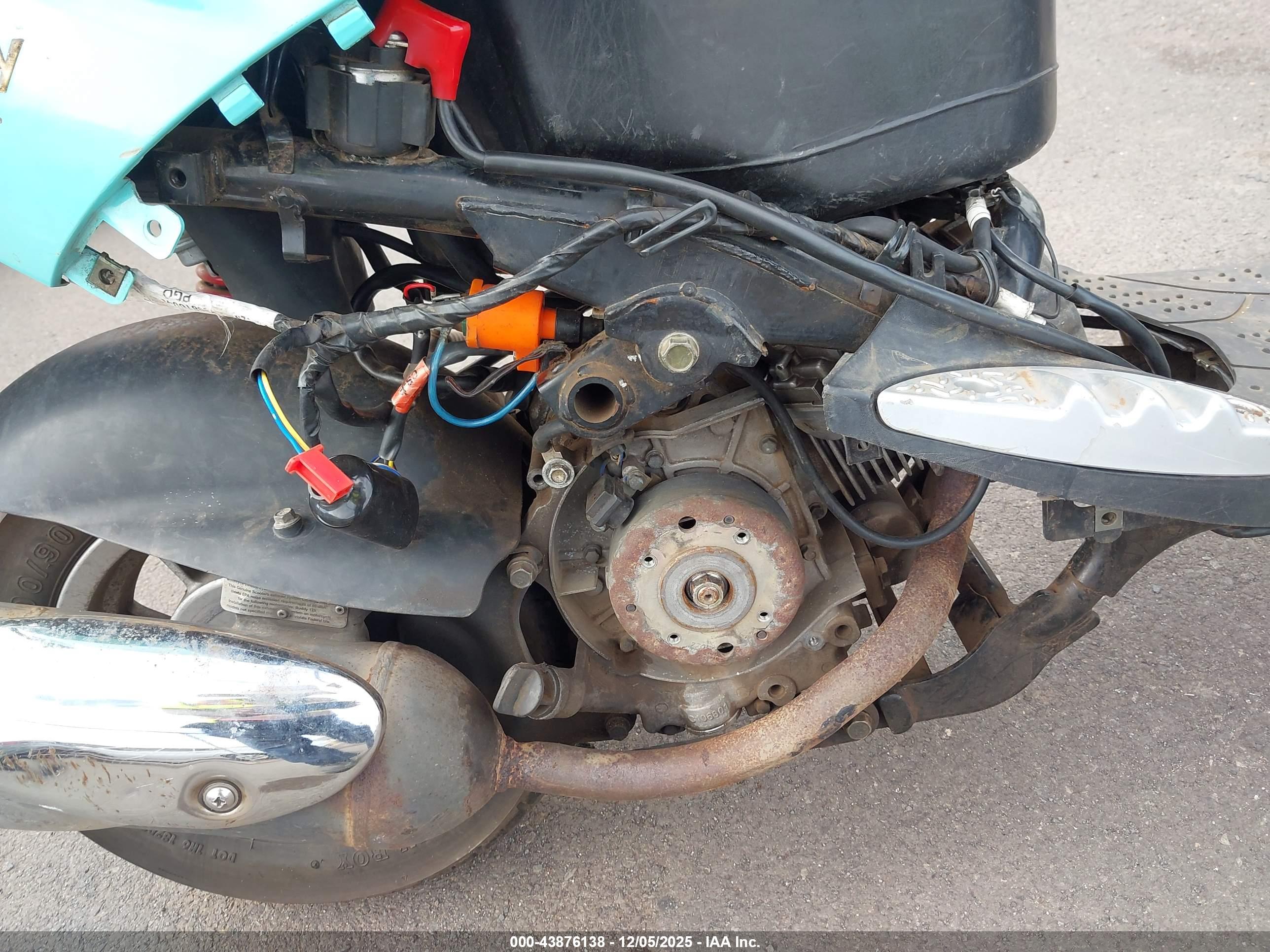 GENUINE SCOOTER image 8