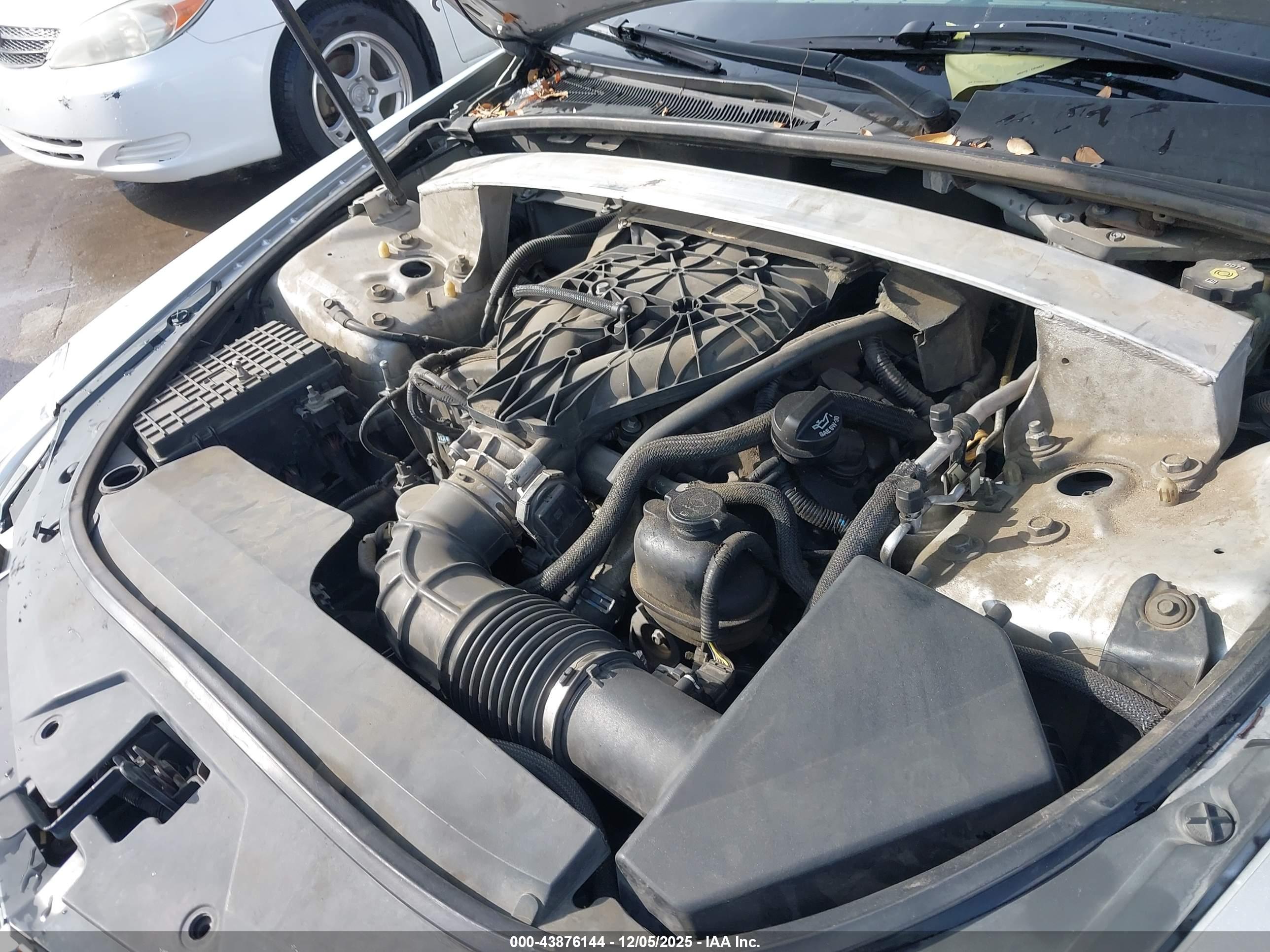 CADILLAC CTS image 10