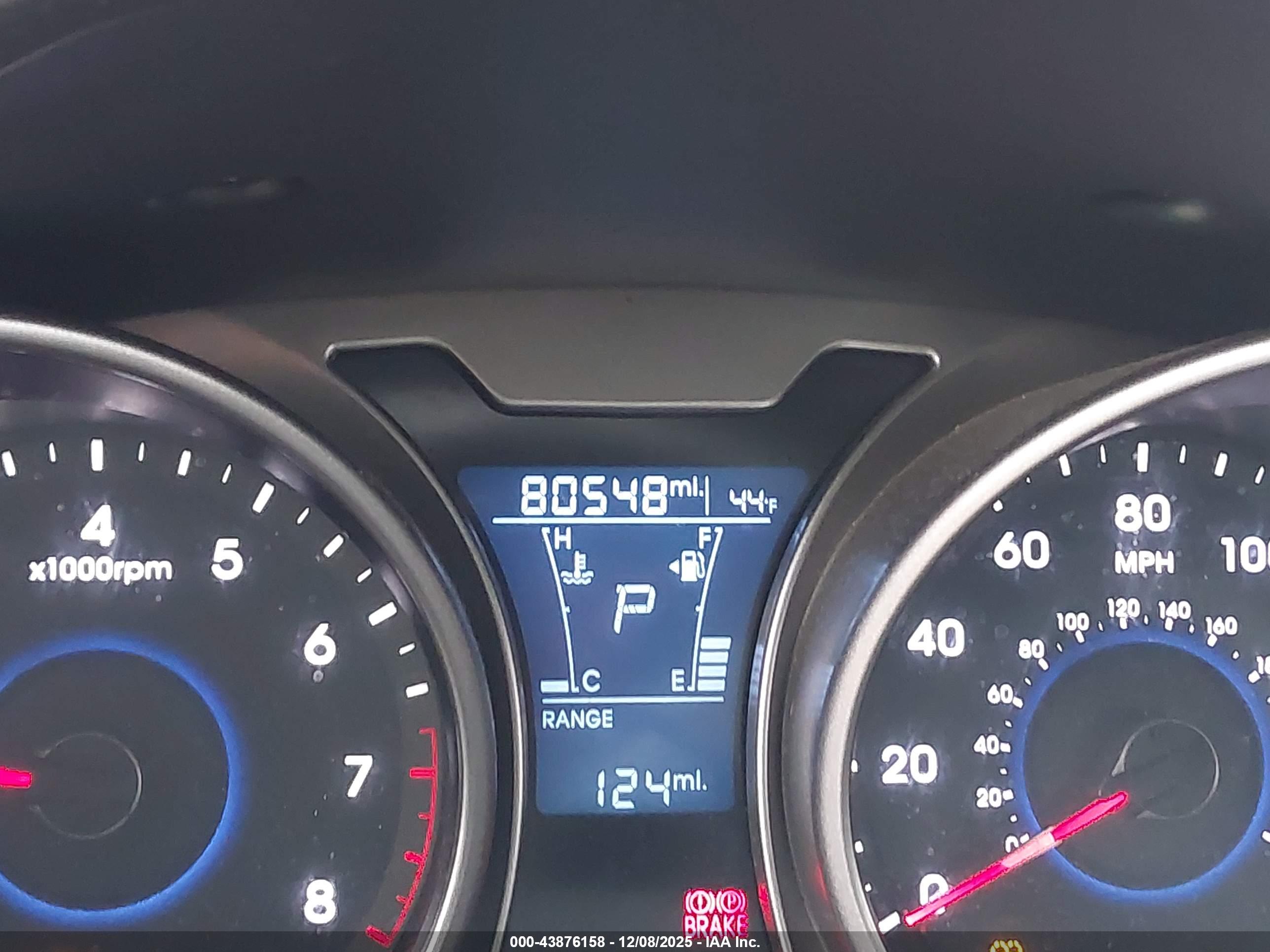 HYUNDAI VELOSTER image 7