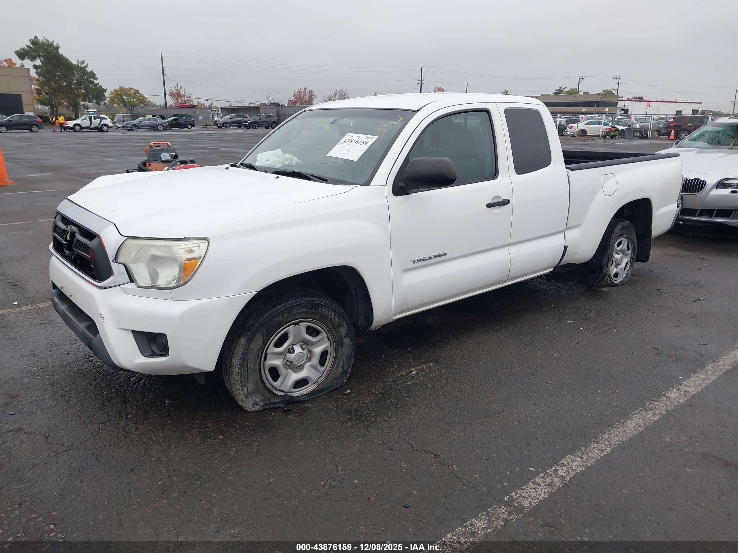 TOYOTA TACOMA image 2