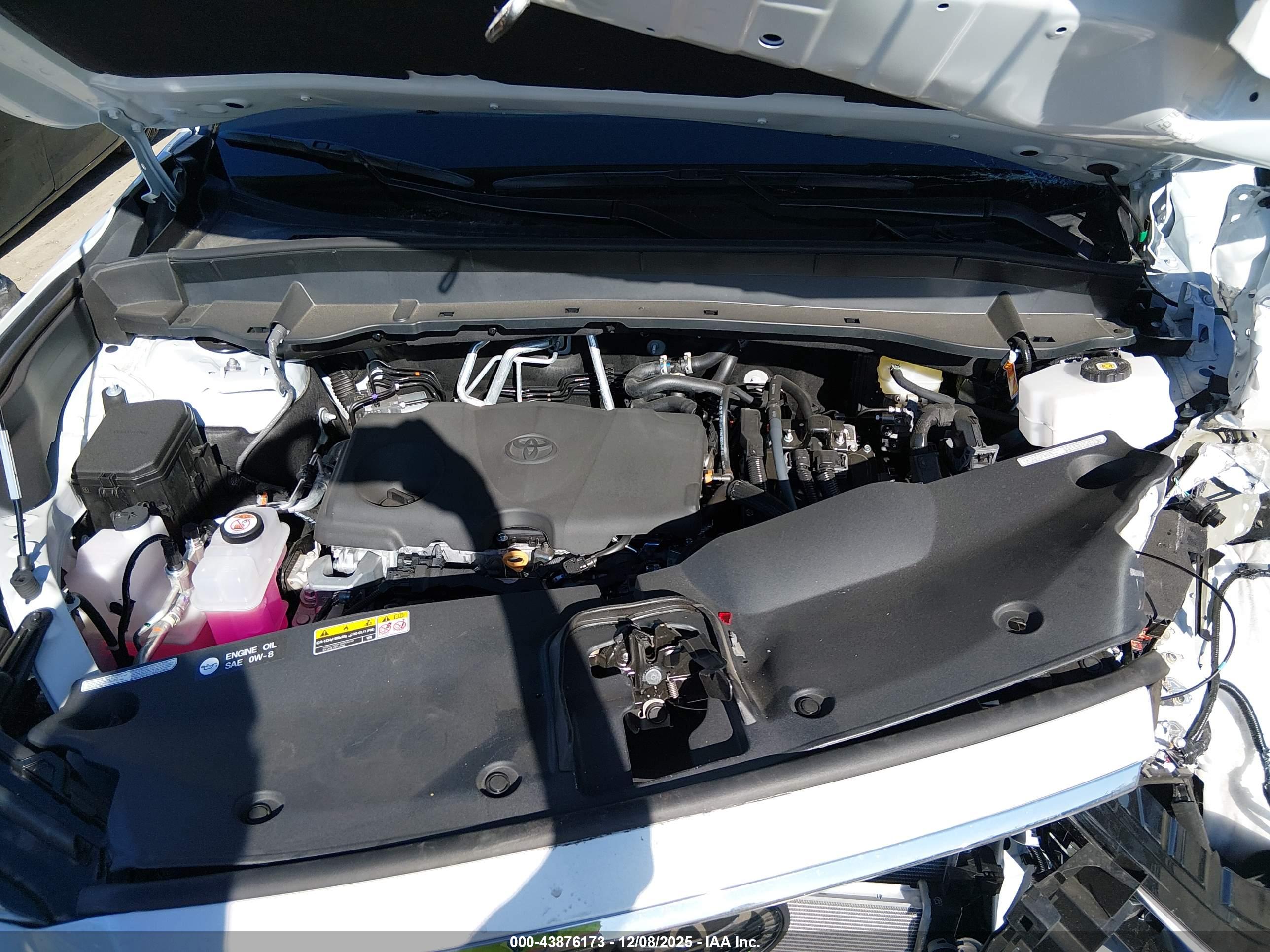 TOYOTA GRAND image 10