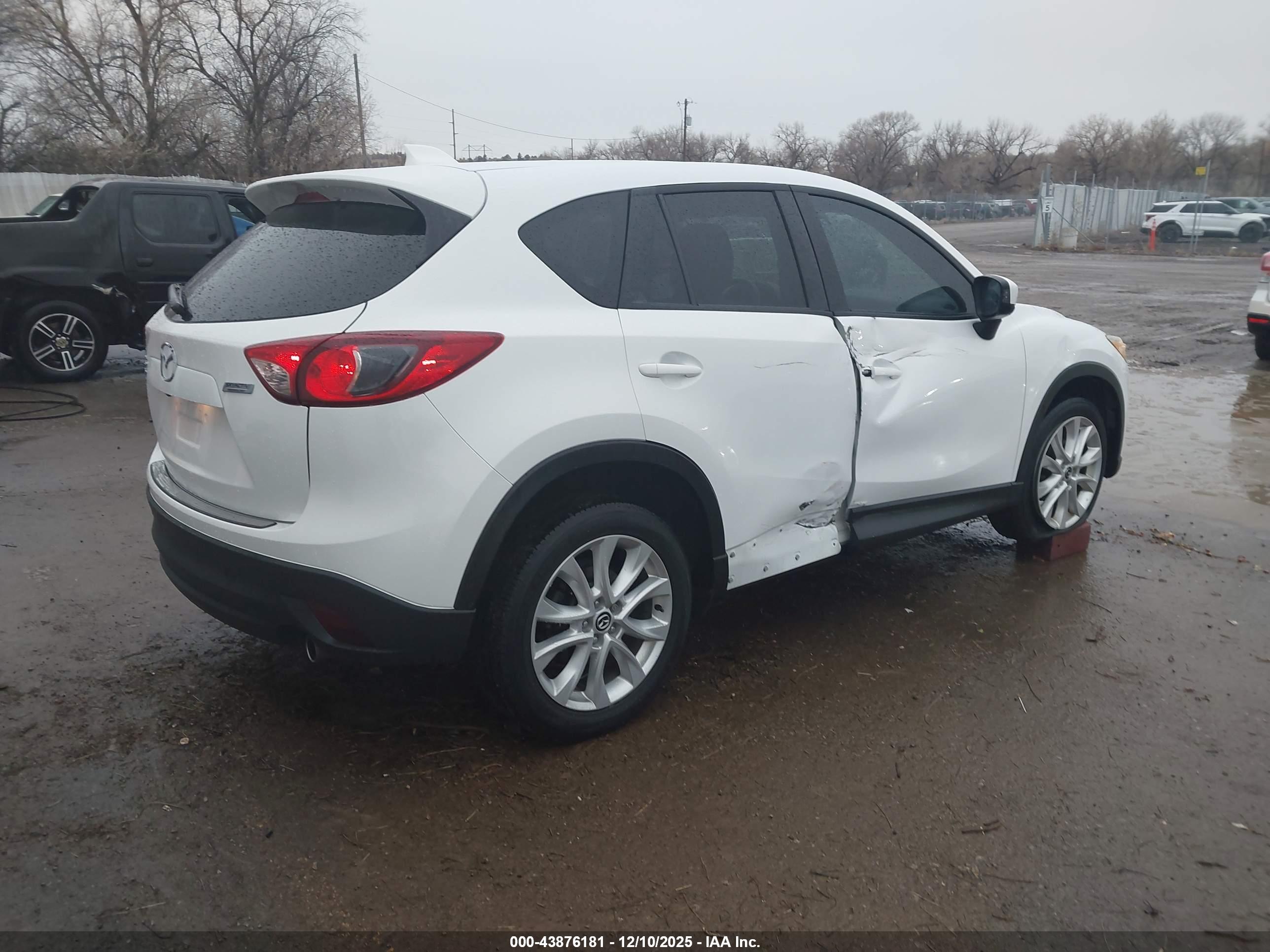 MAZDA CX-5 image 4