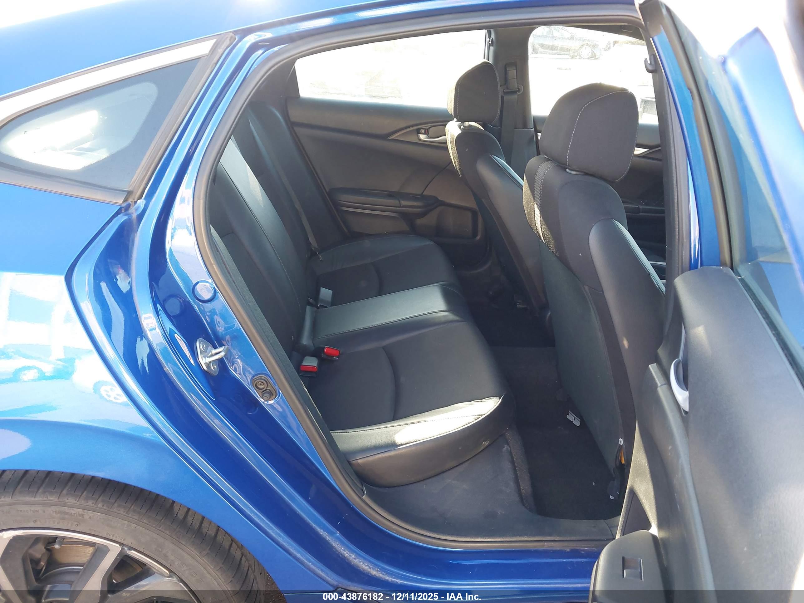 HONDA CIVIC image 8