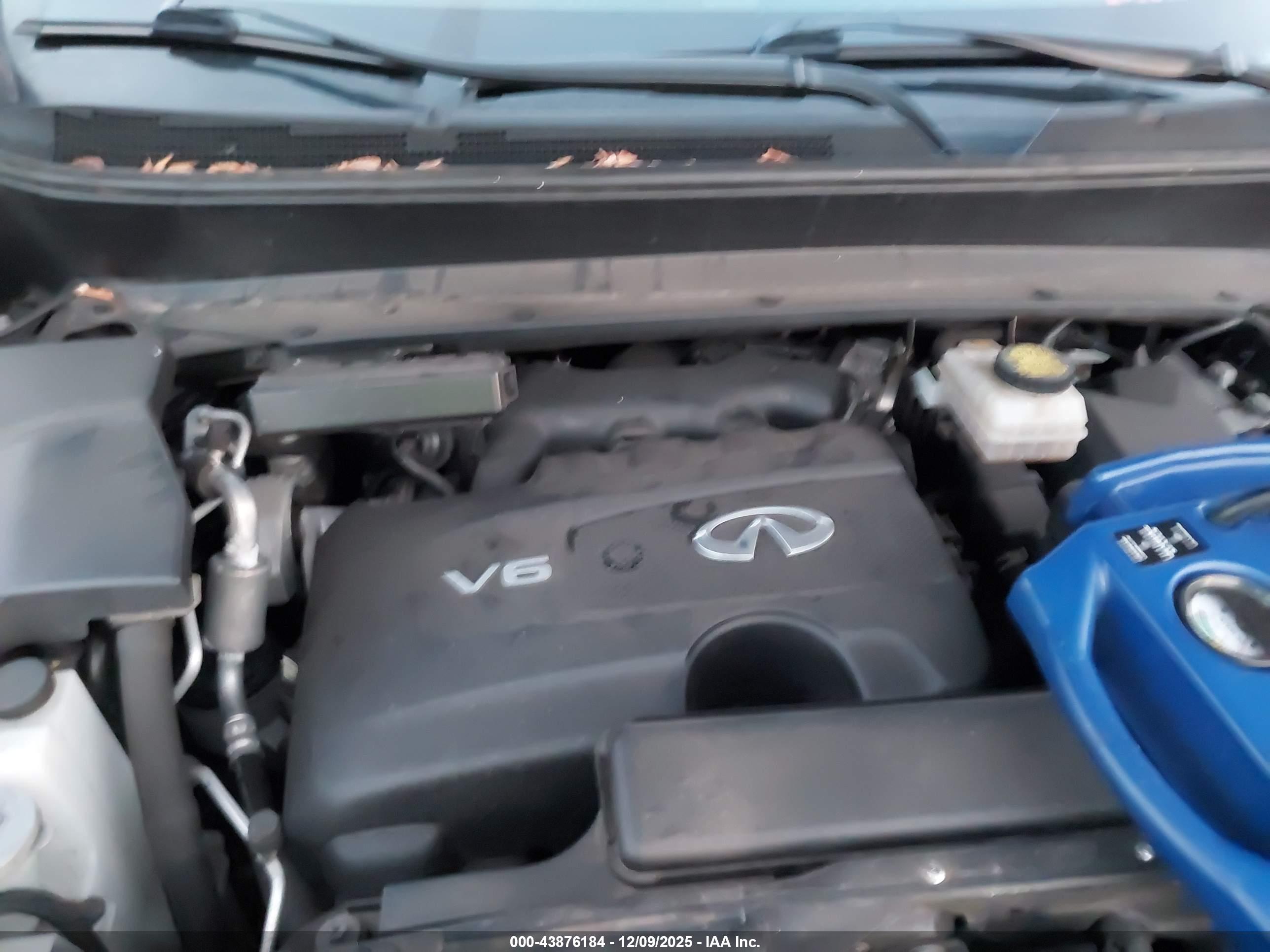INFINITI QX60 image 10