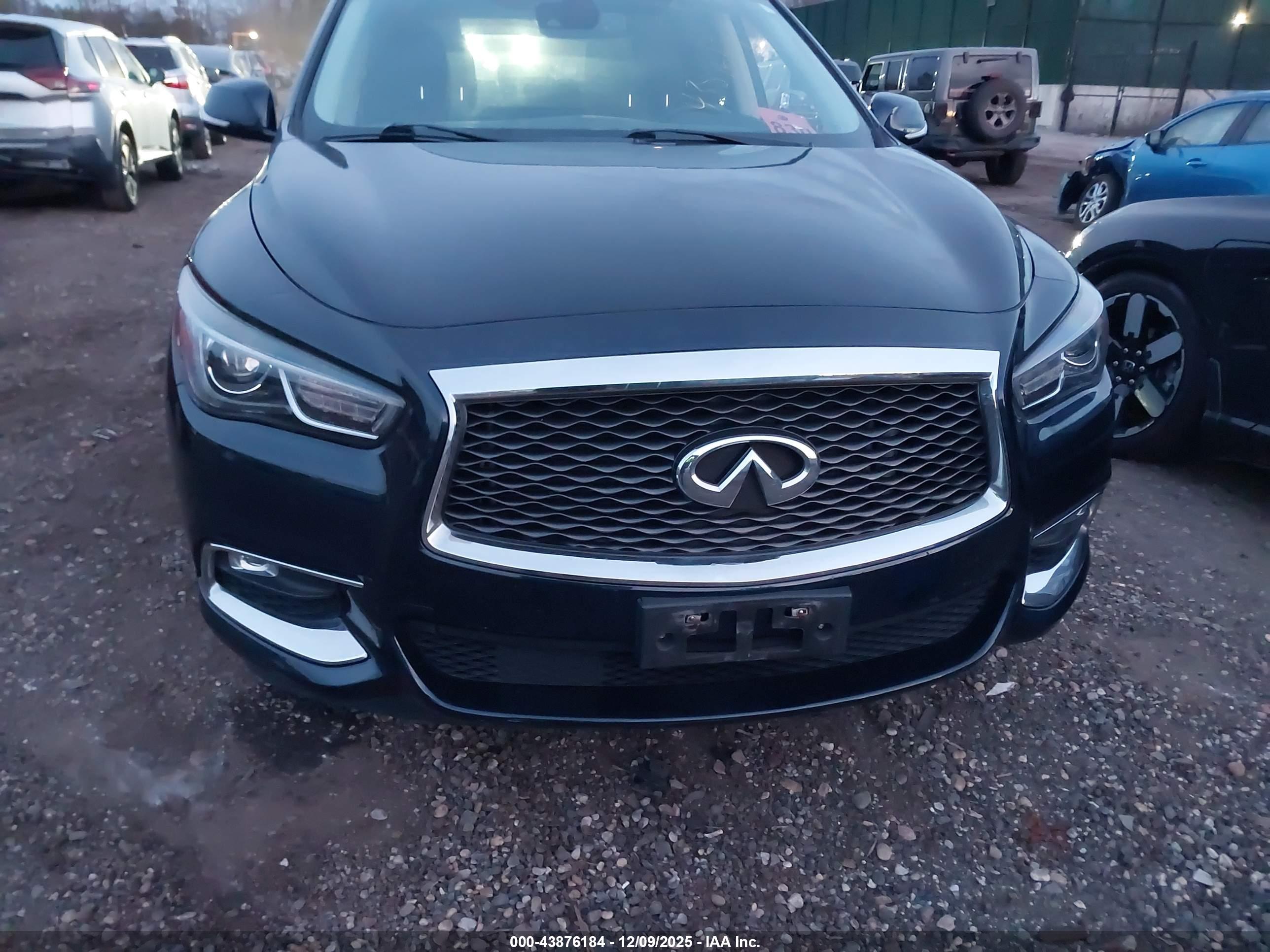 INFINITI QX60 image 6