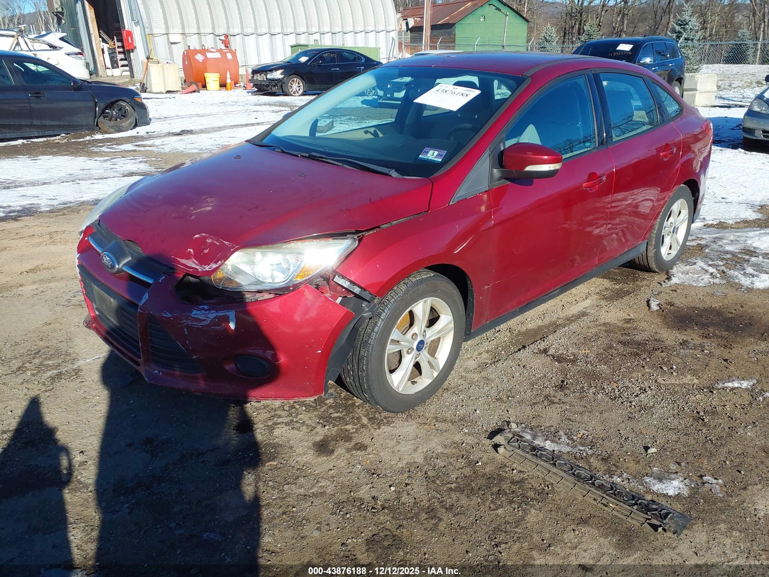 FORD FOCUS image 2
