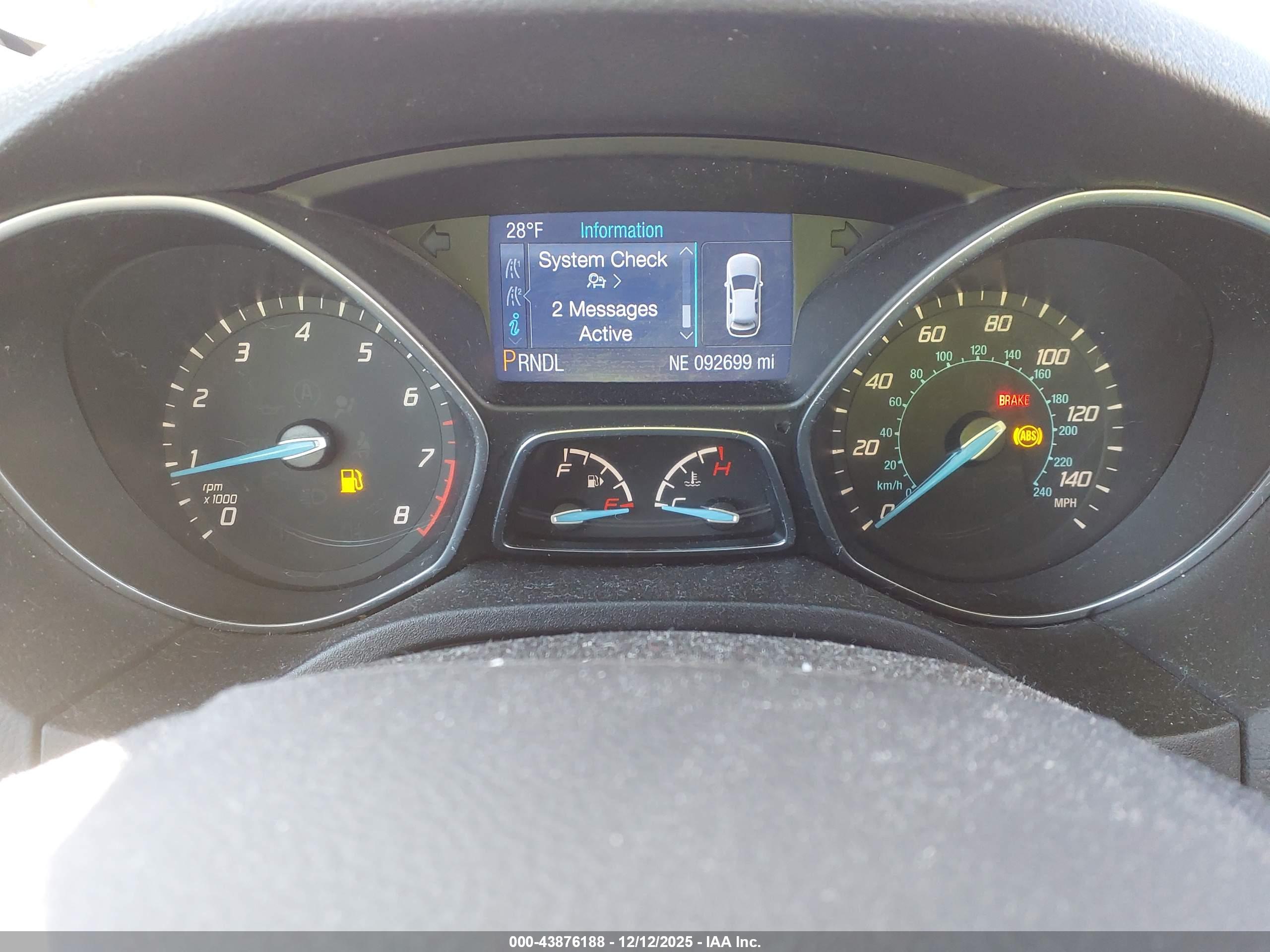 FORD FOCUS image 7