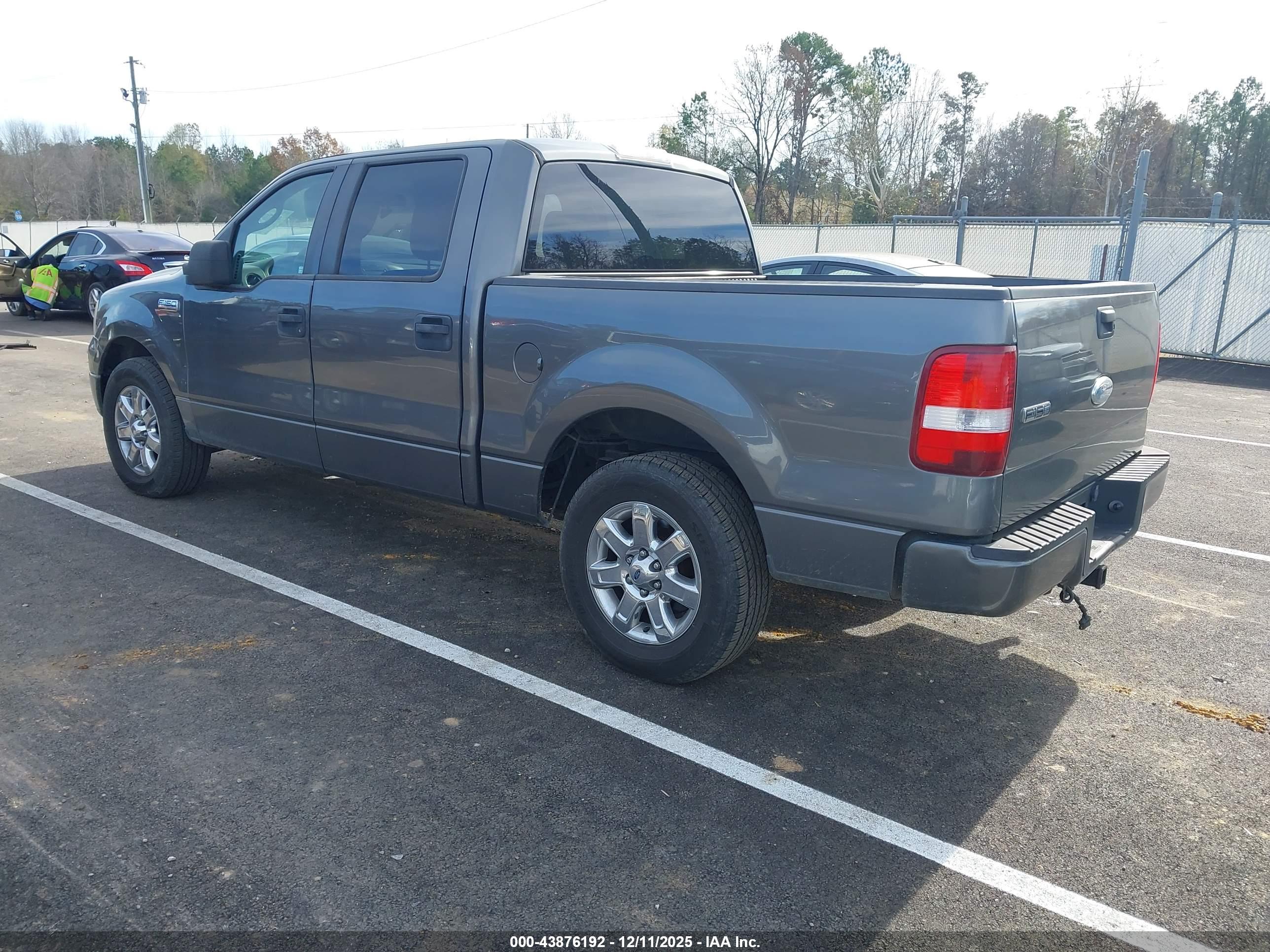 FORD F-150 image 3