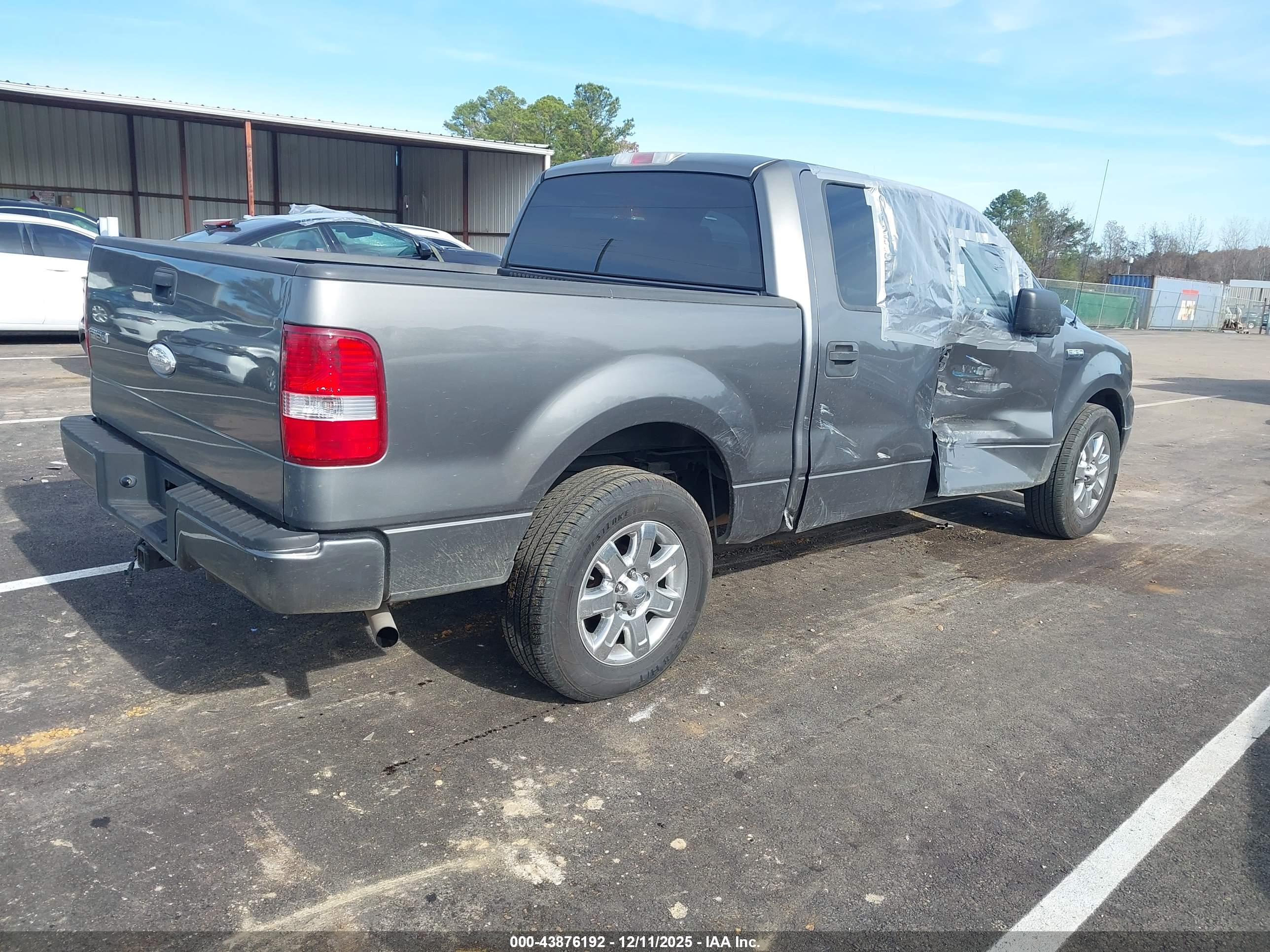 FORD F-150 image 4