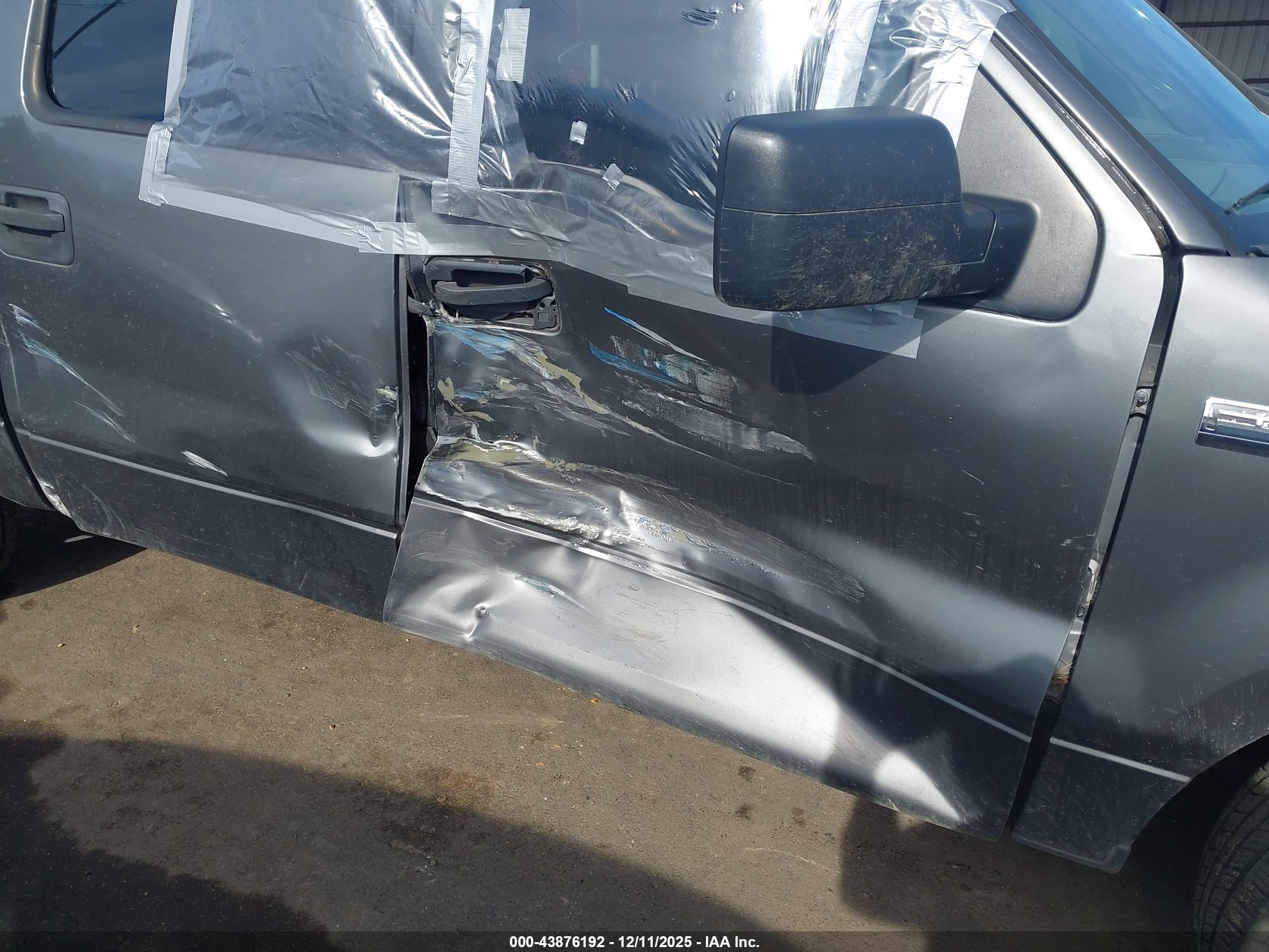 FORD F-150 image 6