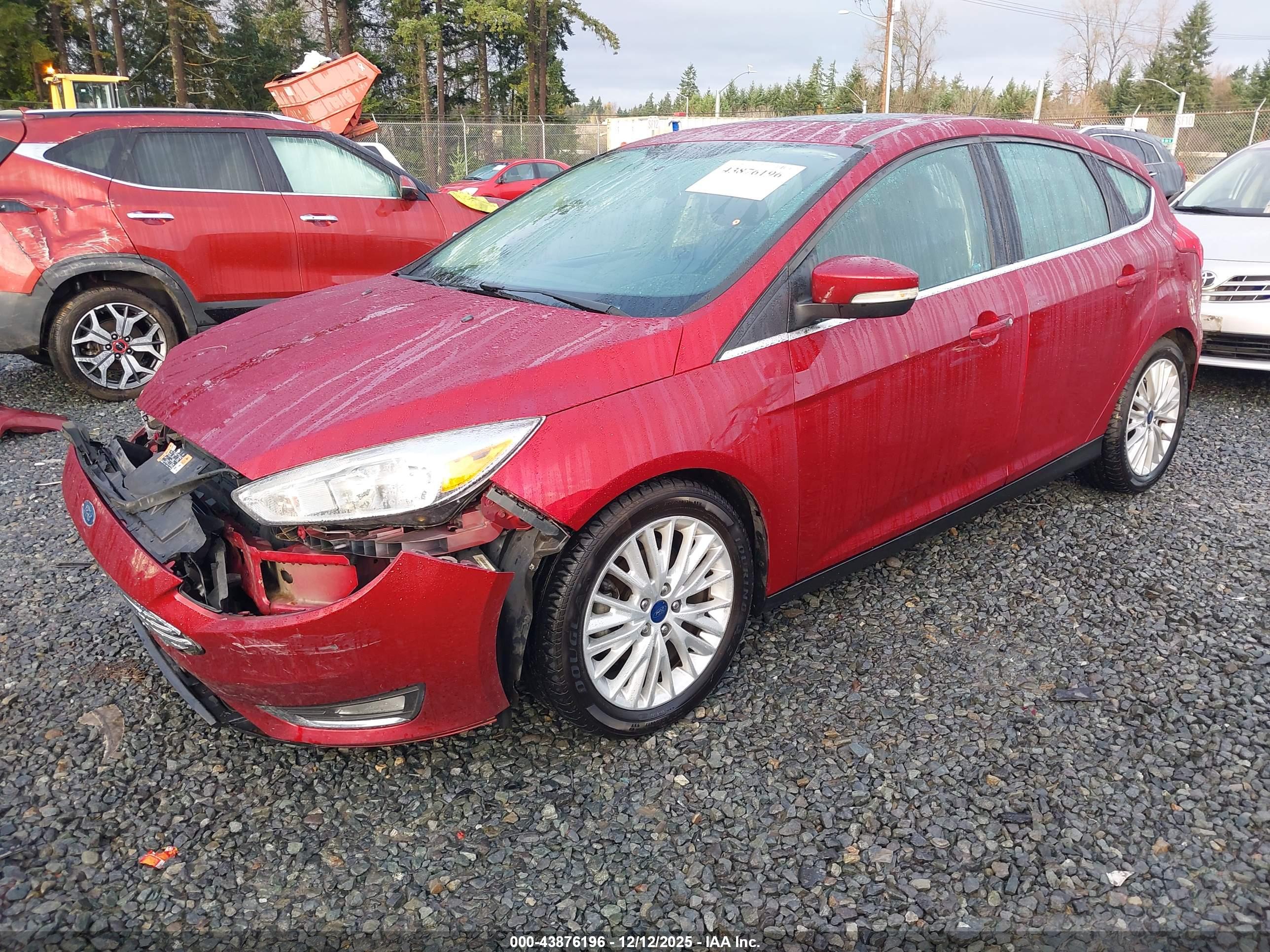 FORD FOCUS image 2