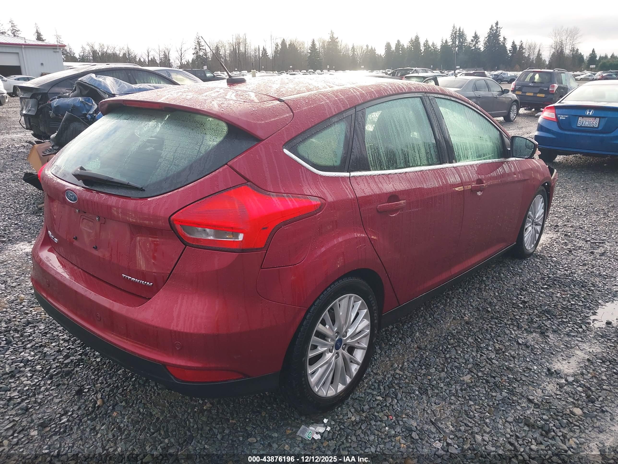 FORD FOCUS image 4