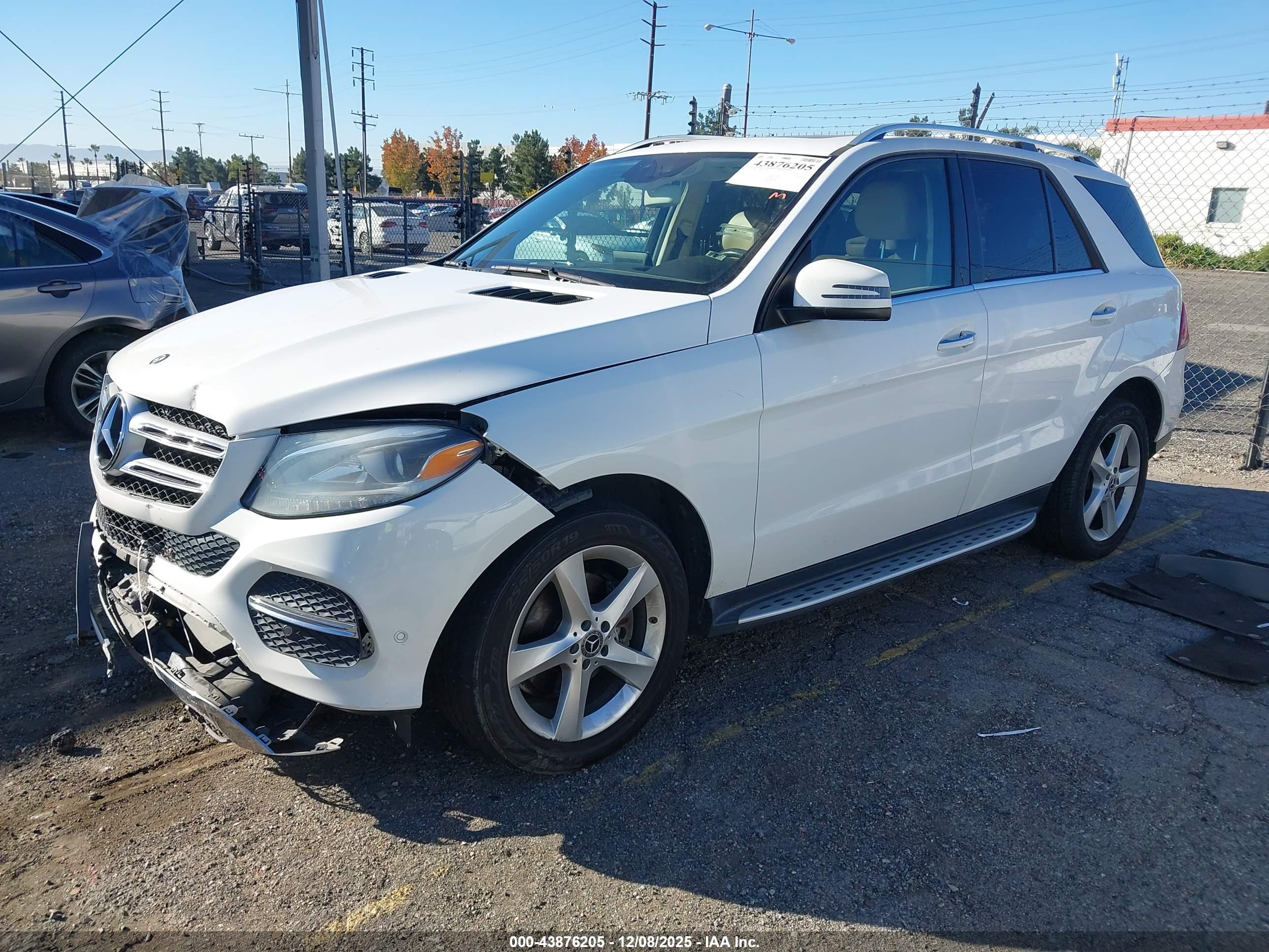 MERCEDES-BENZ GLE image 2