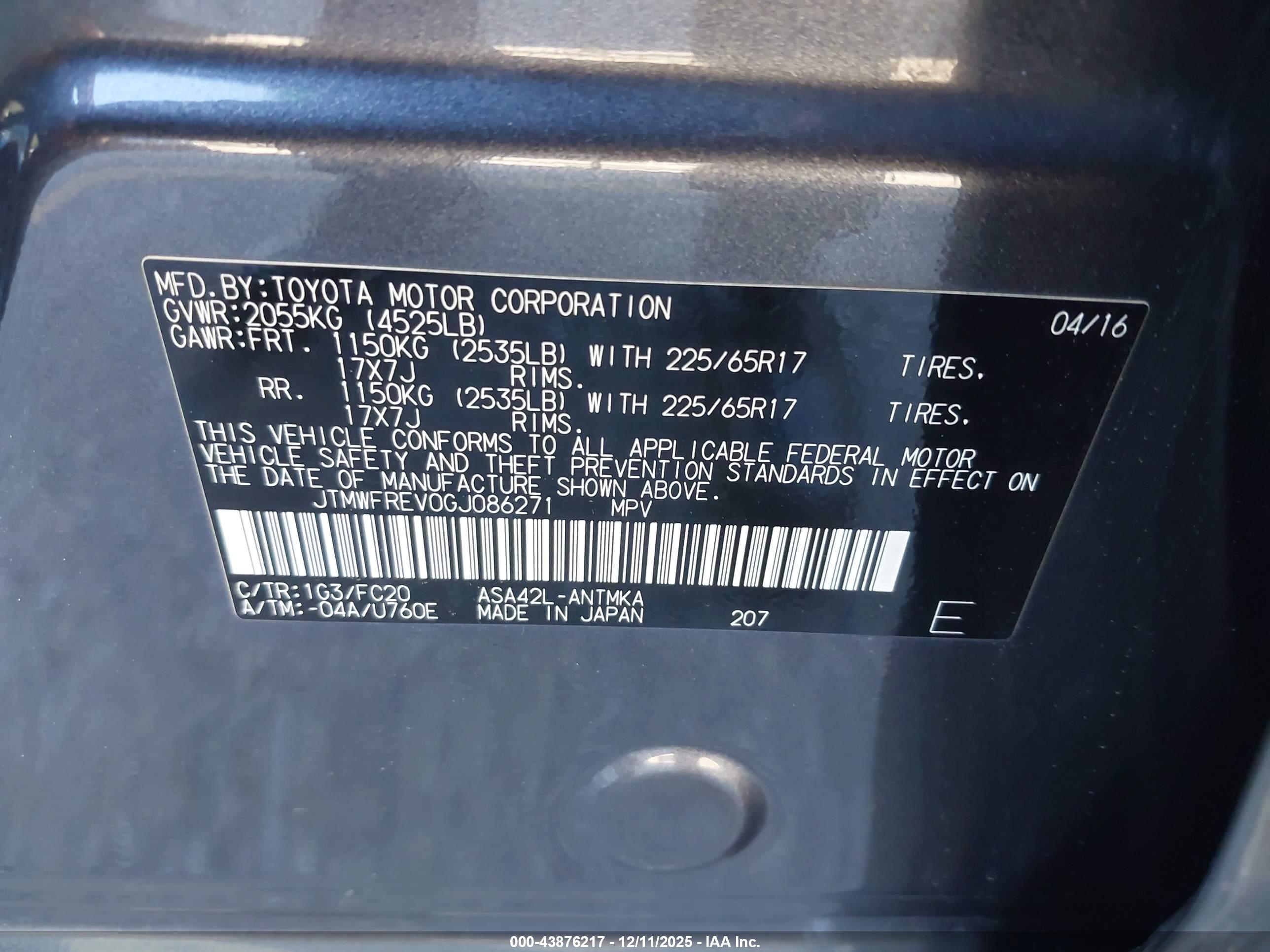 TOYOTA RAV4 image 9