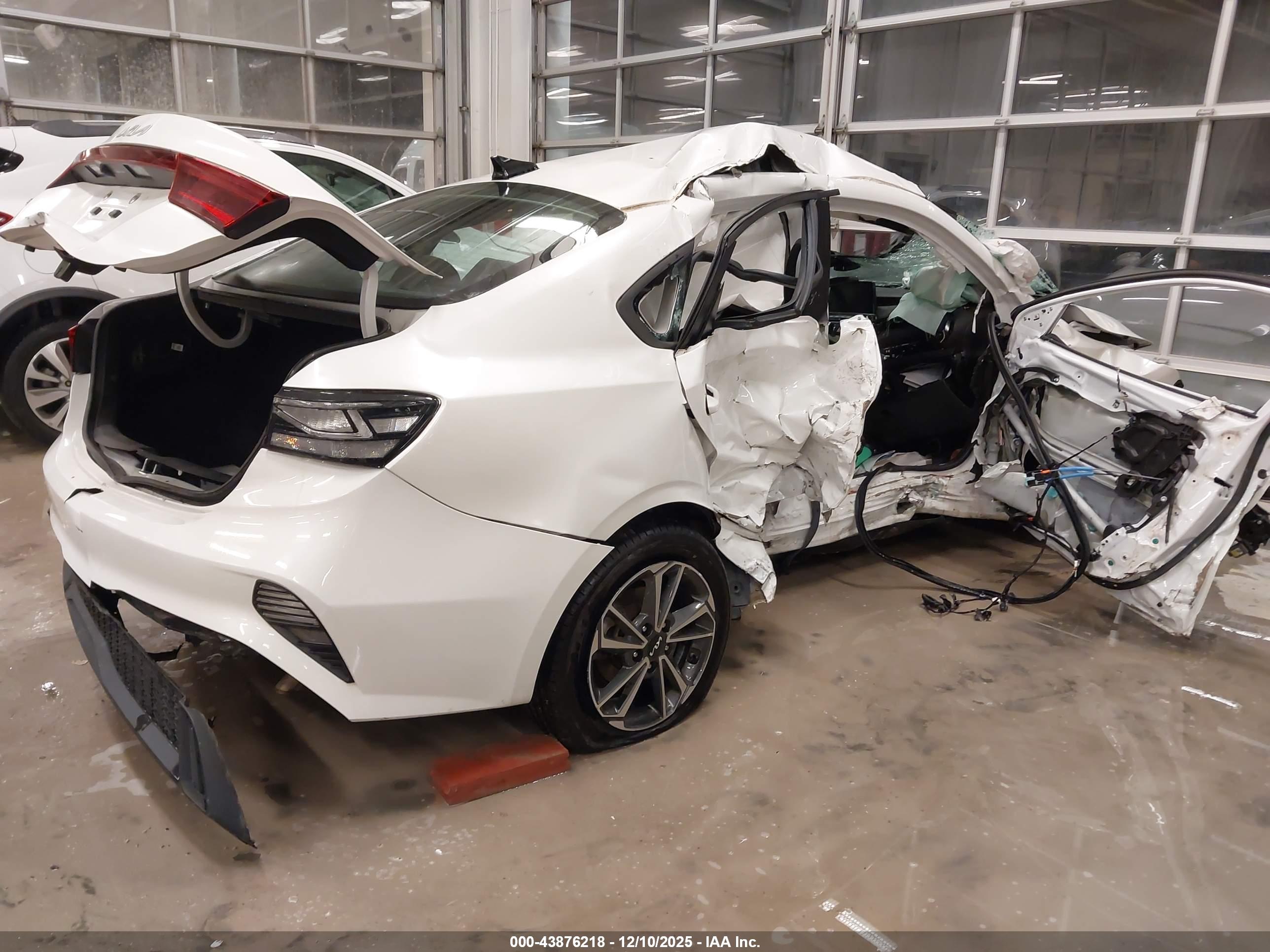 KIA FORTE image 4