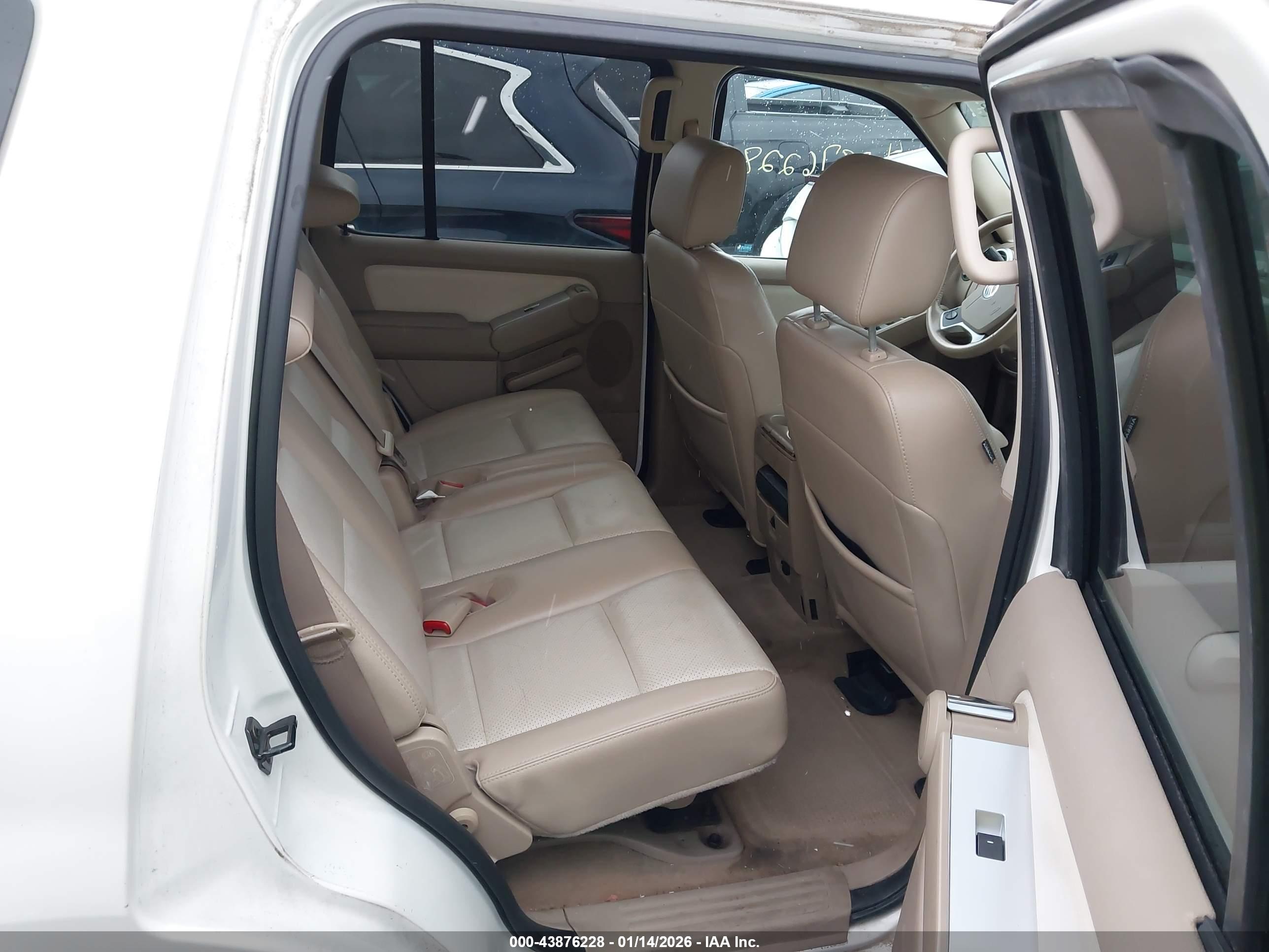 MERCURY MOUNTAINEER image 8