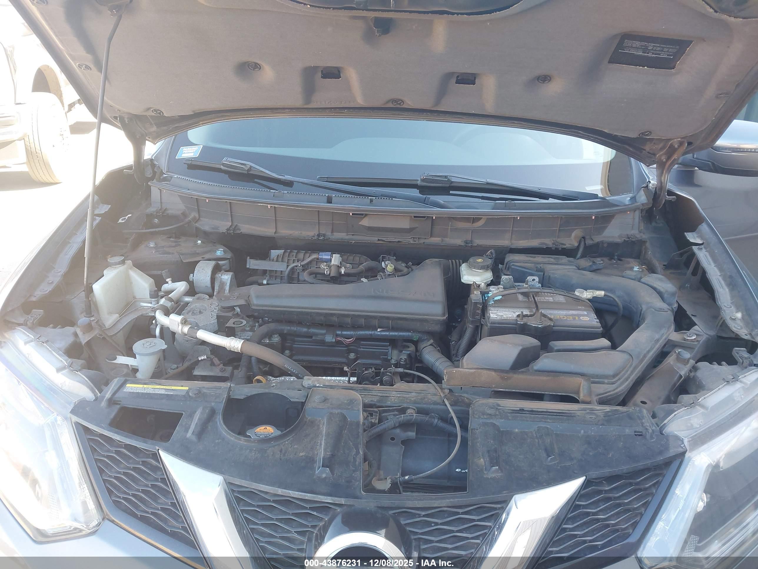 NISSAN ROGUE image 10