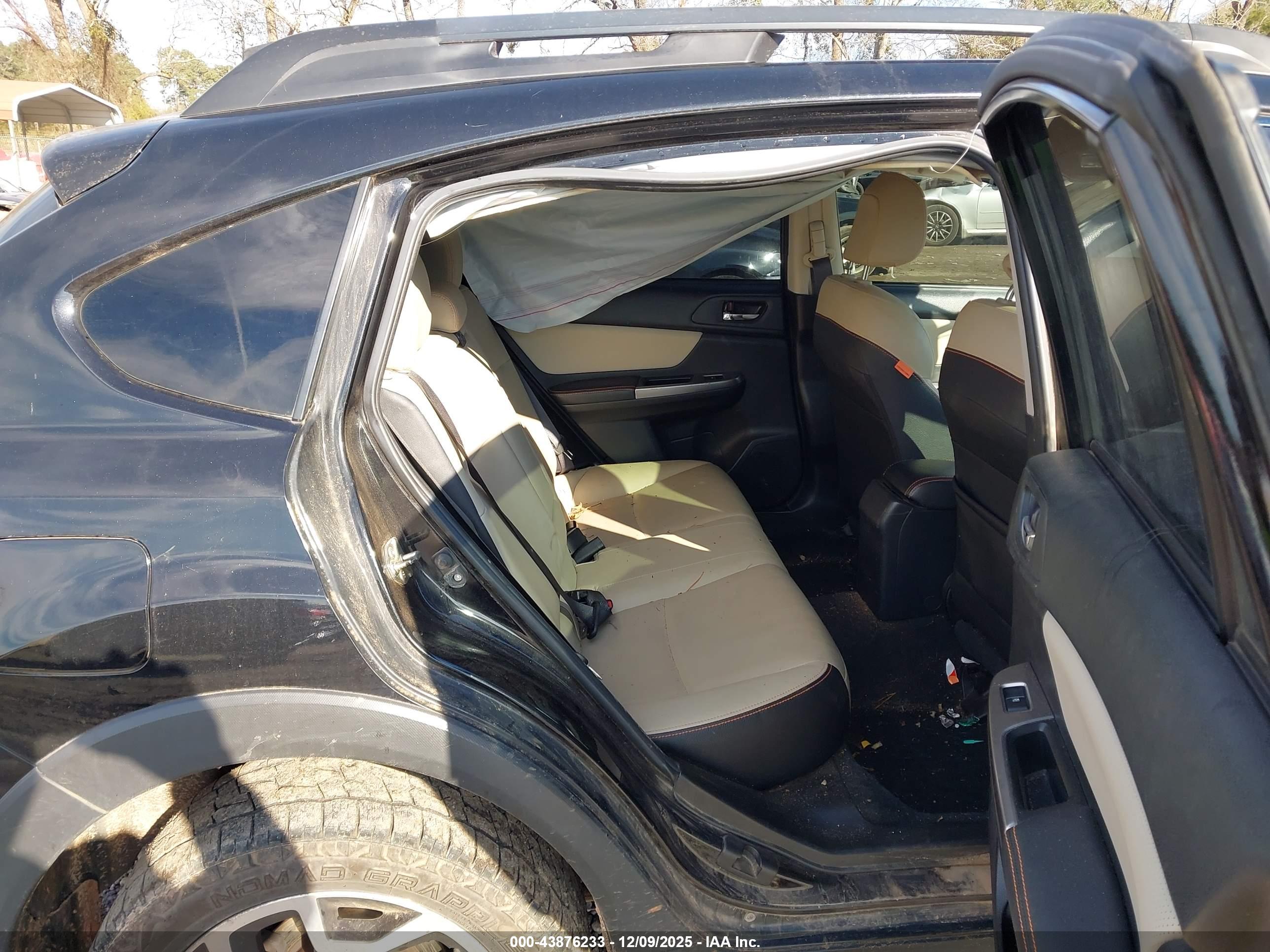 SUBARU CROSSTREK image 8