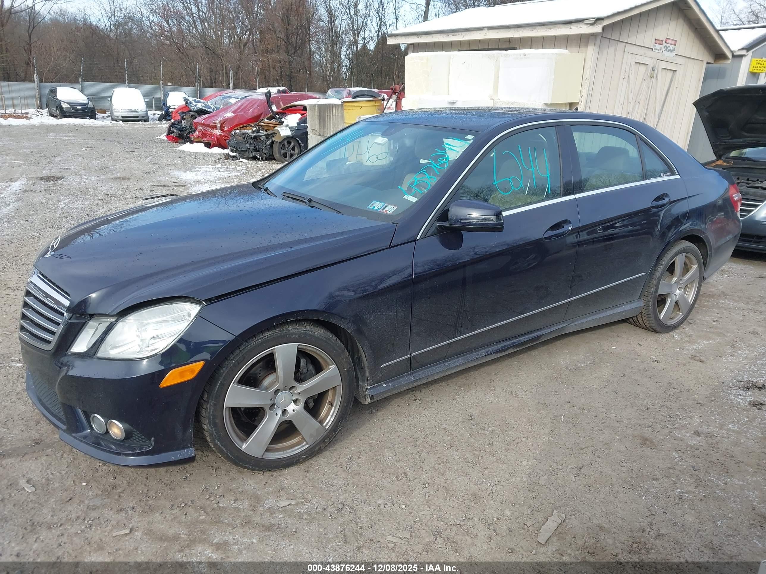 MERCEDES-BENZ E image 2