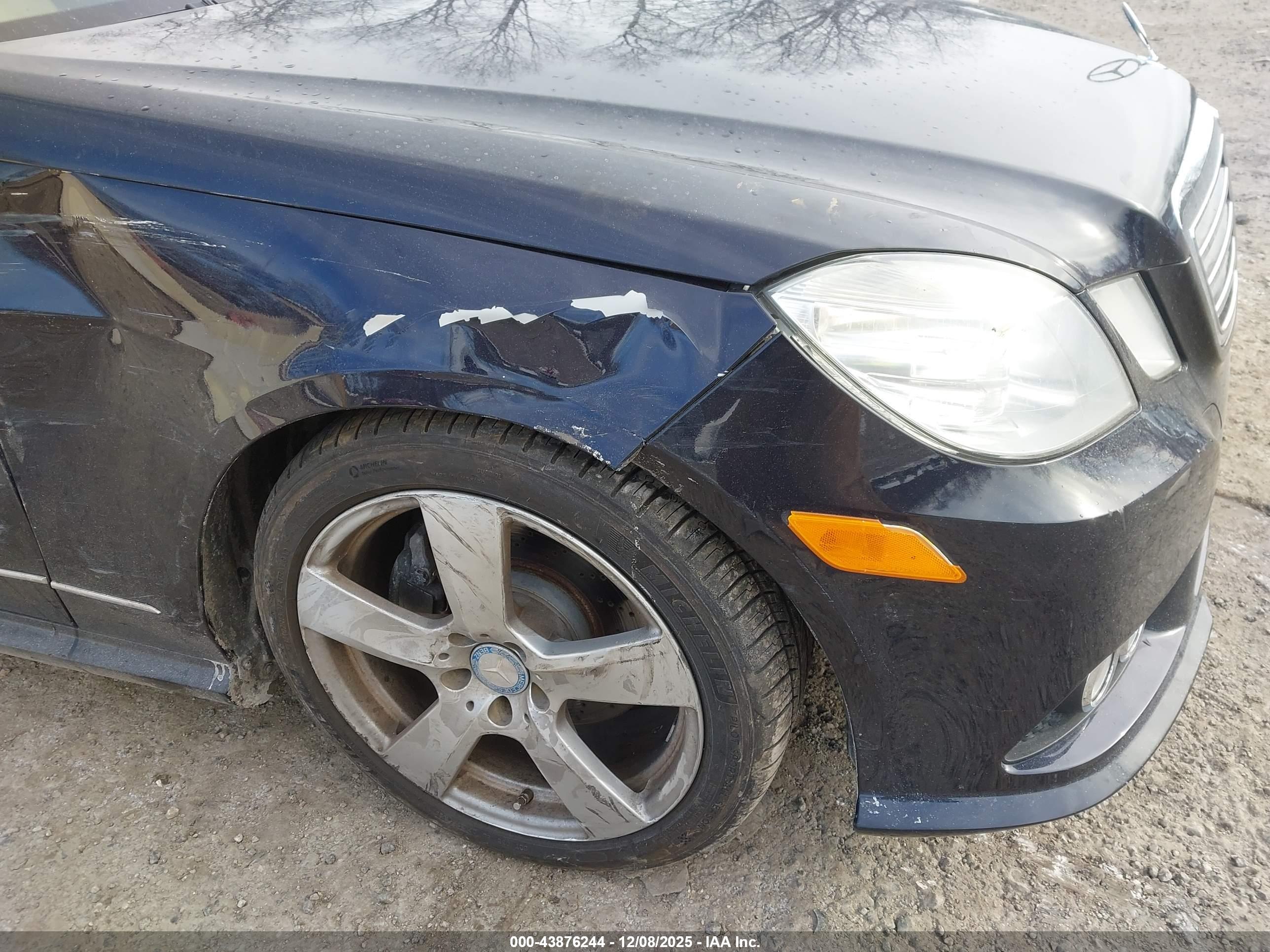 MERCEDES-BENZ E image 6