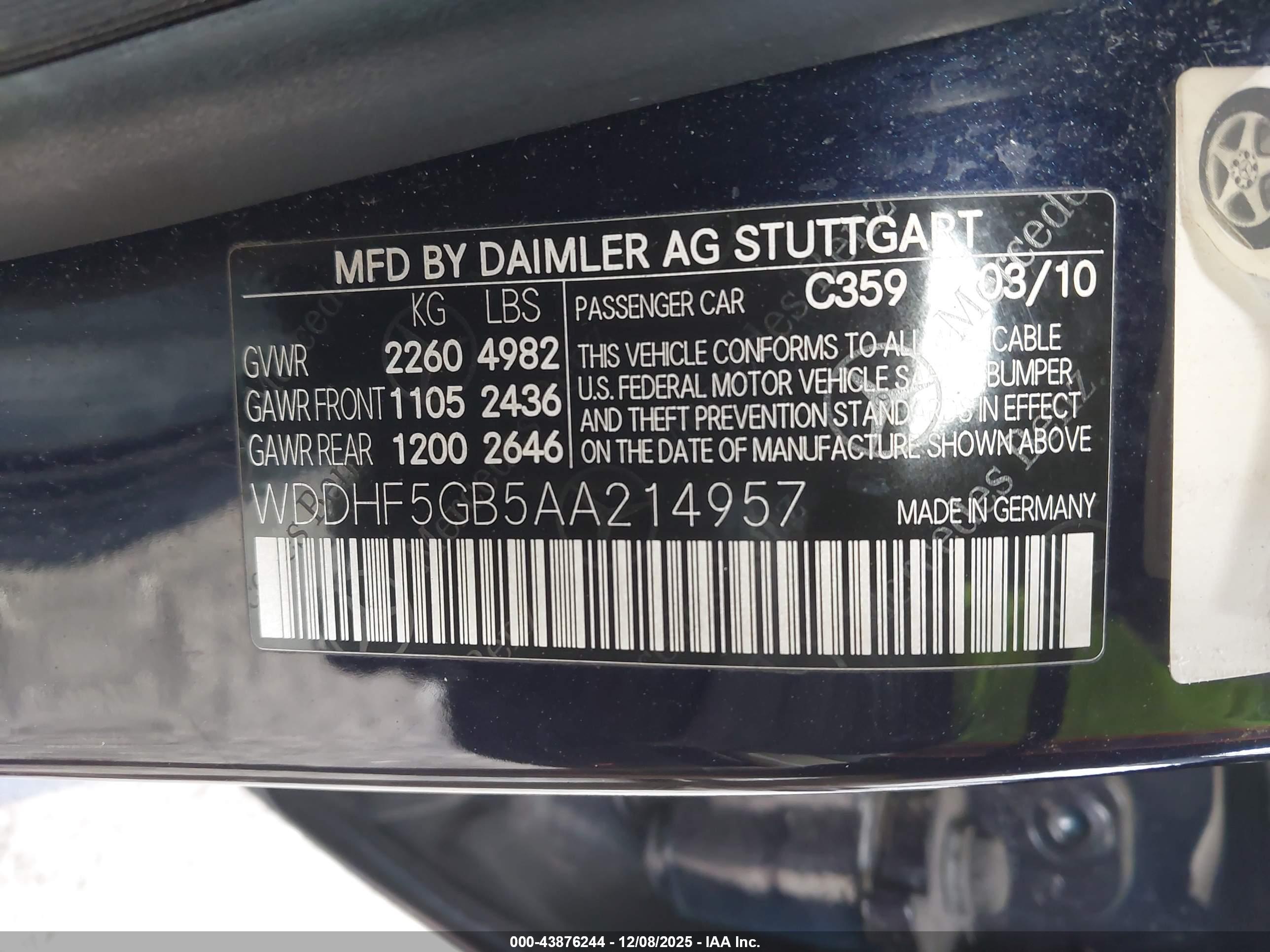 MERCEDES-BENZ E image 9