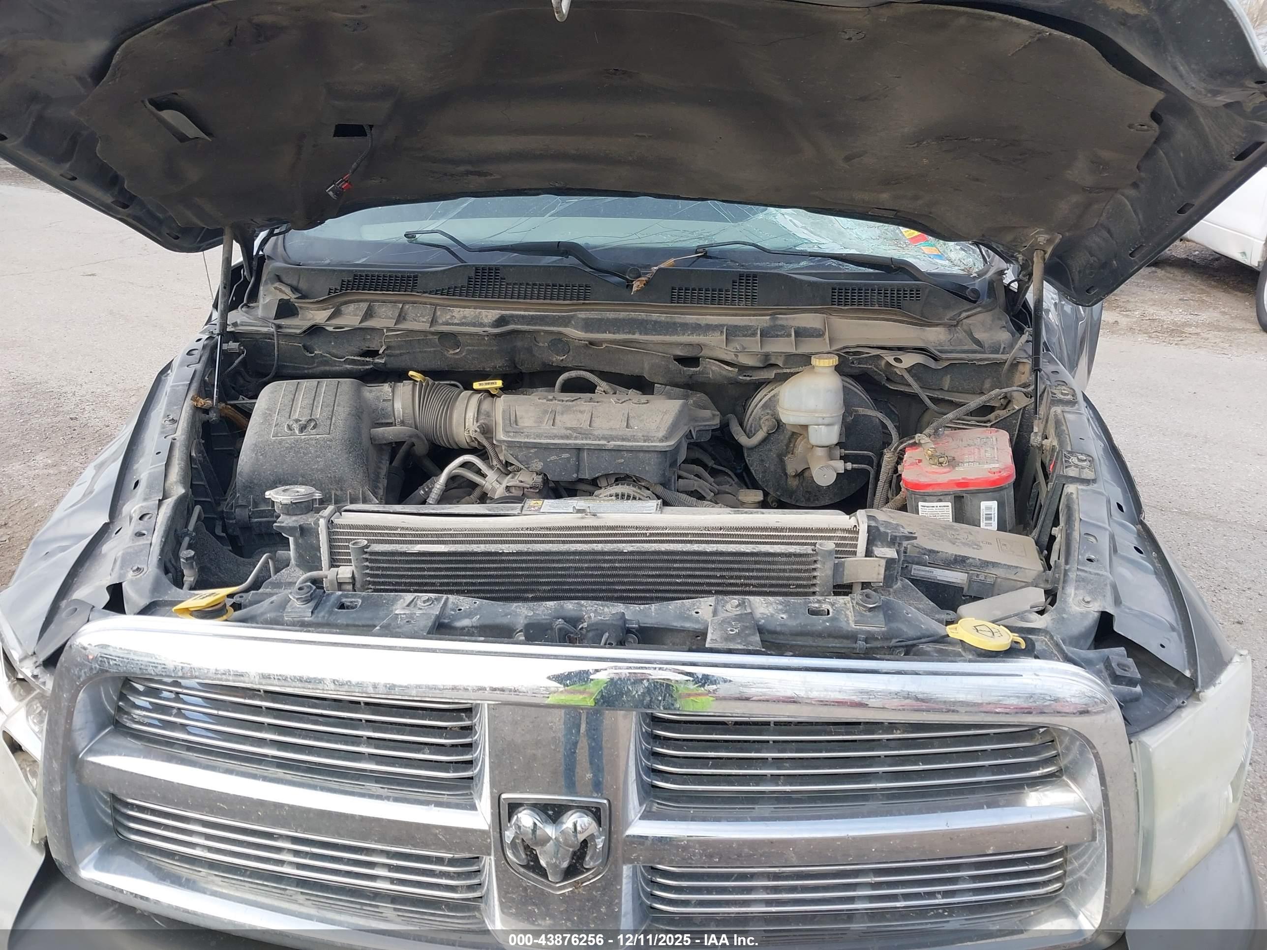 DODGE RAM image 10