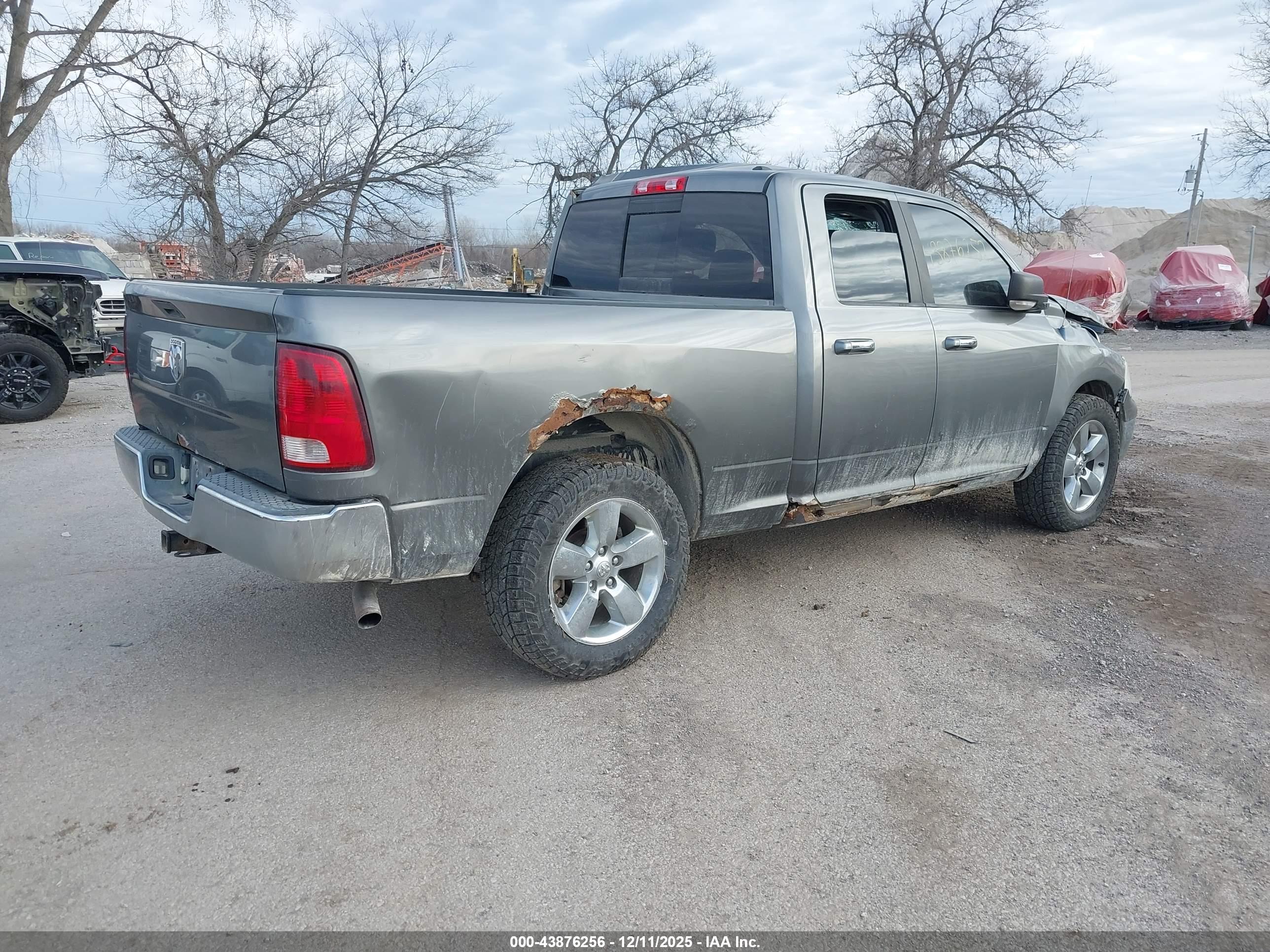 DODGE RAM image 4