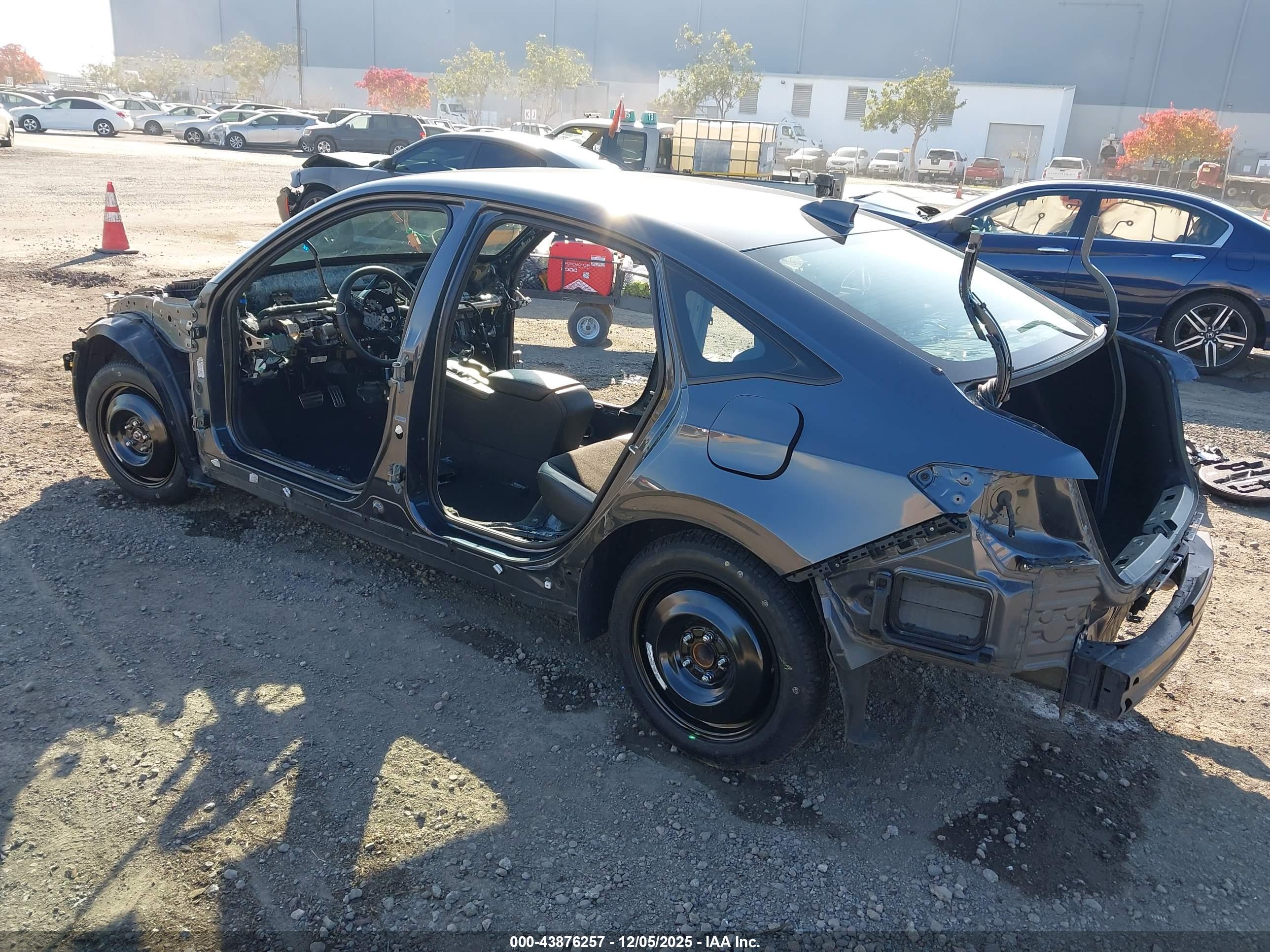 HONDA CIVIC image 3