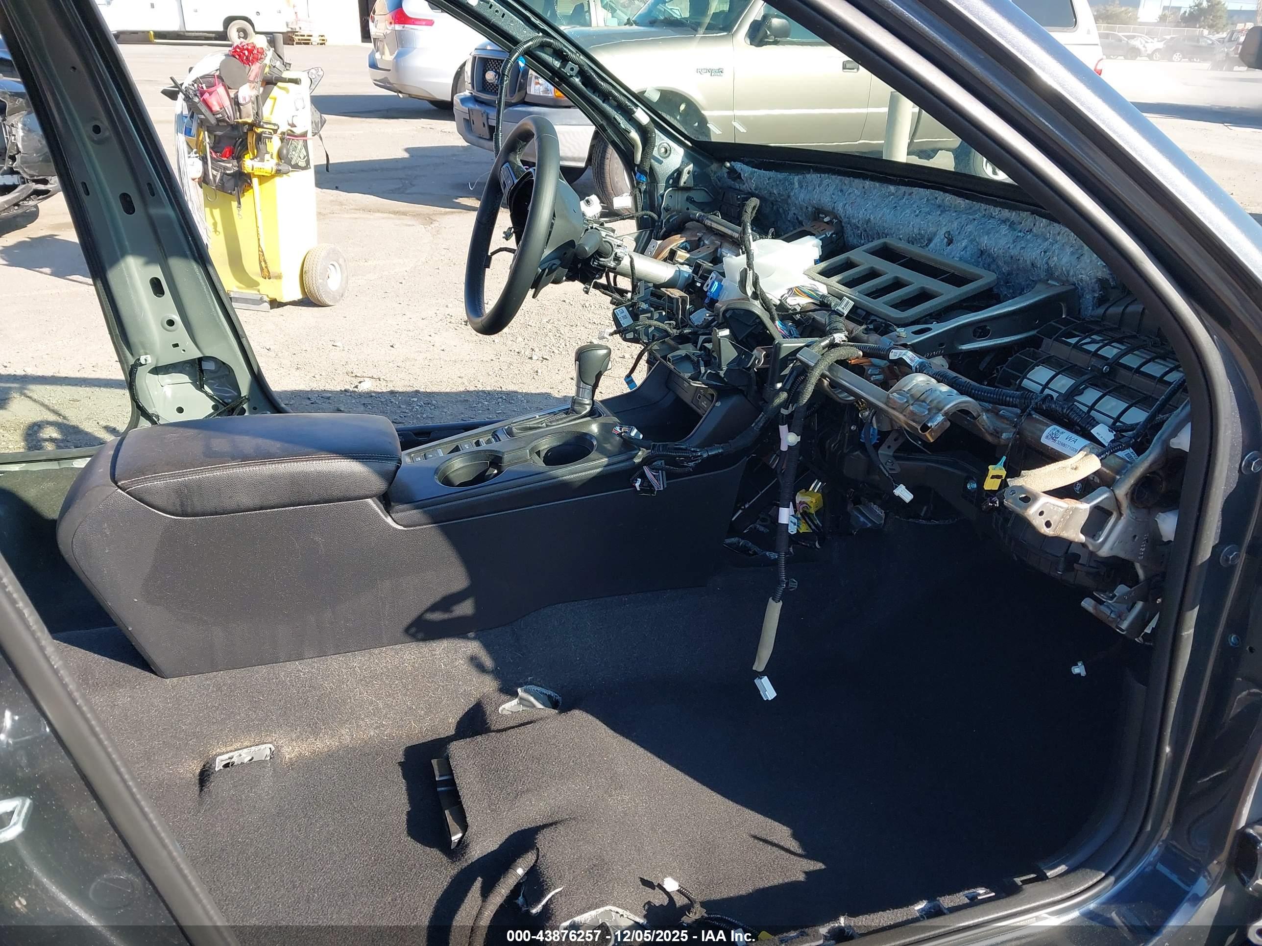 HONDA CIVIC image 5