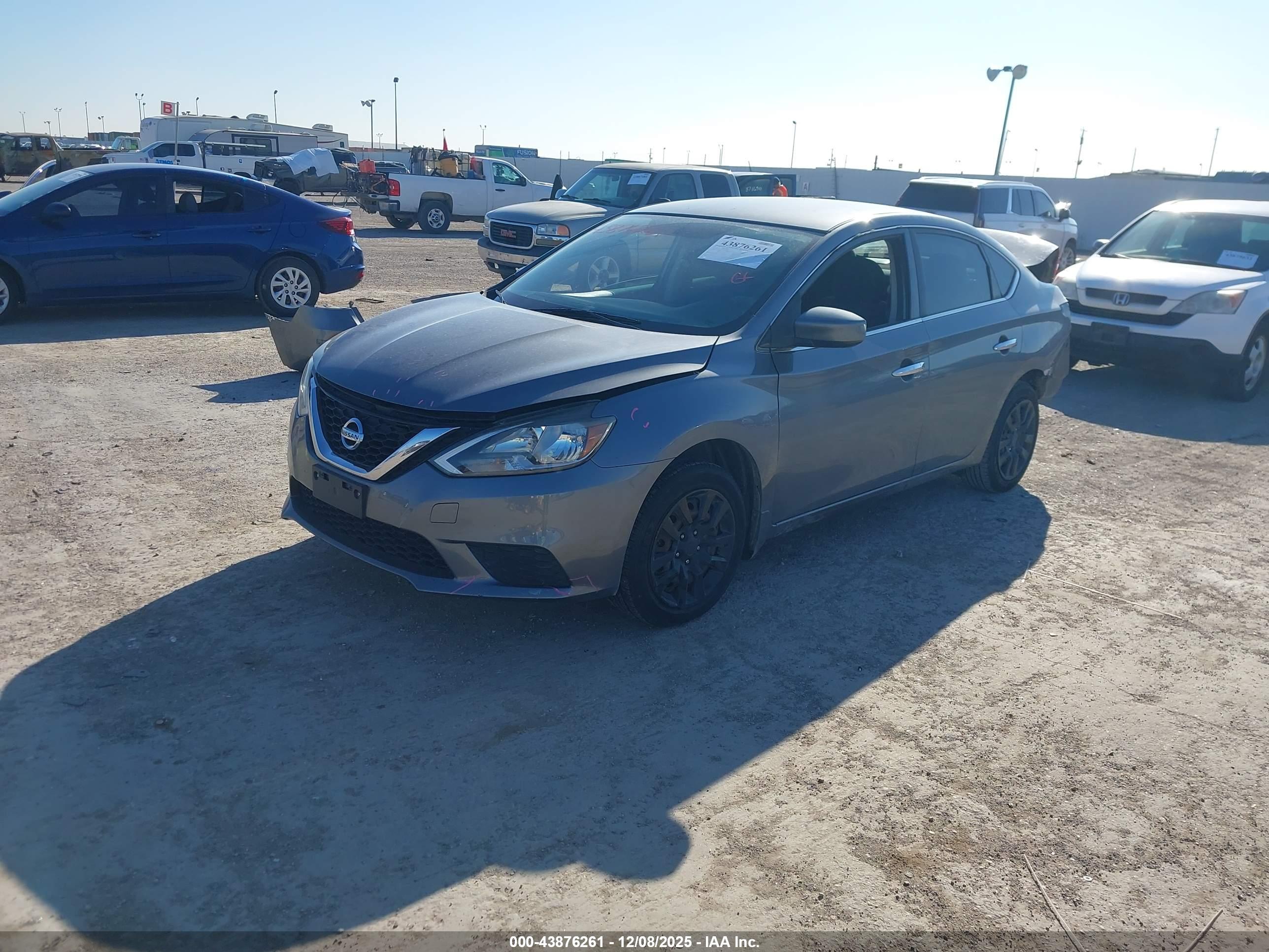 NISSAN SENTRA image 2