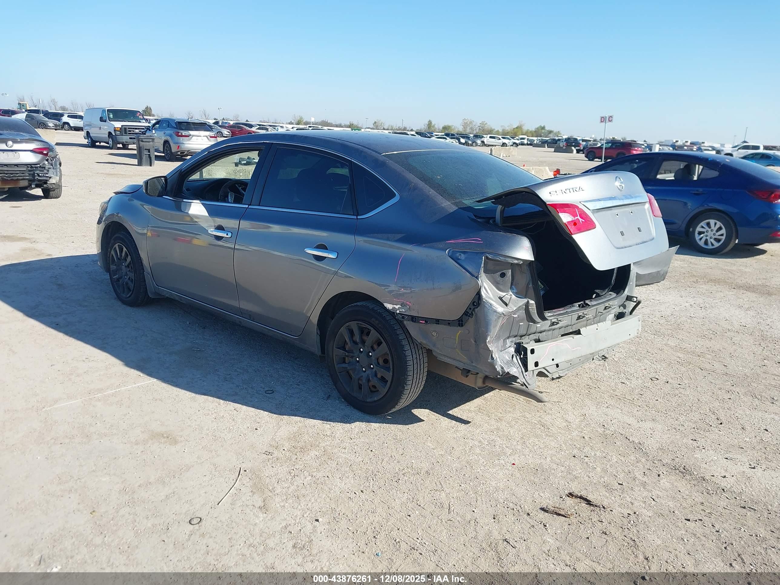NISSAN SENTRA image 3