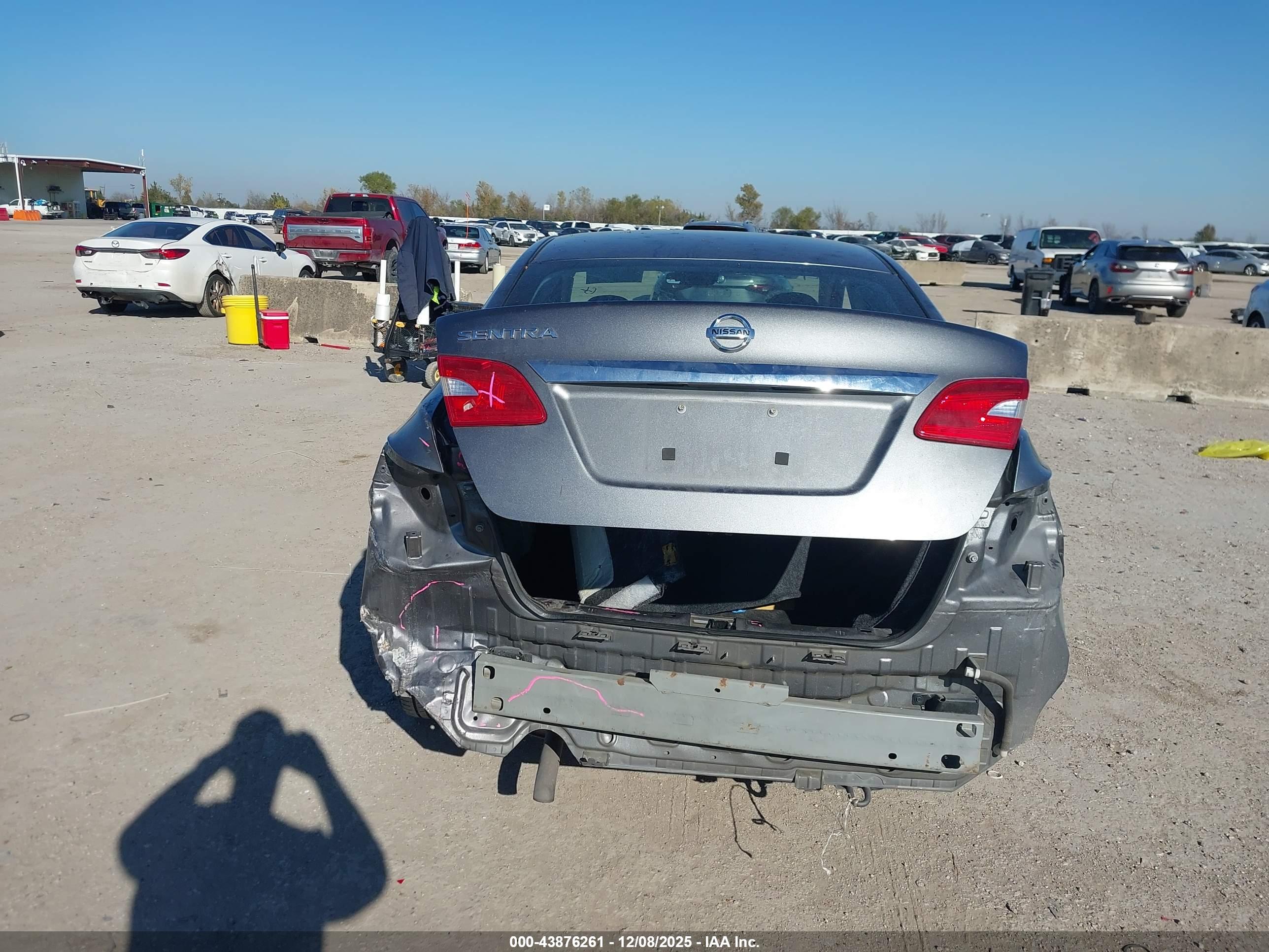 NISSAN SENTRA image 6