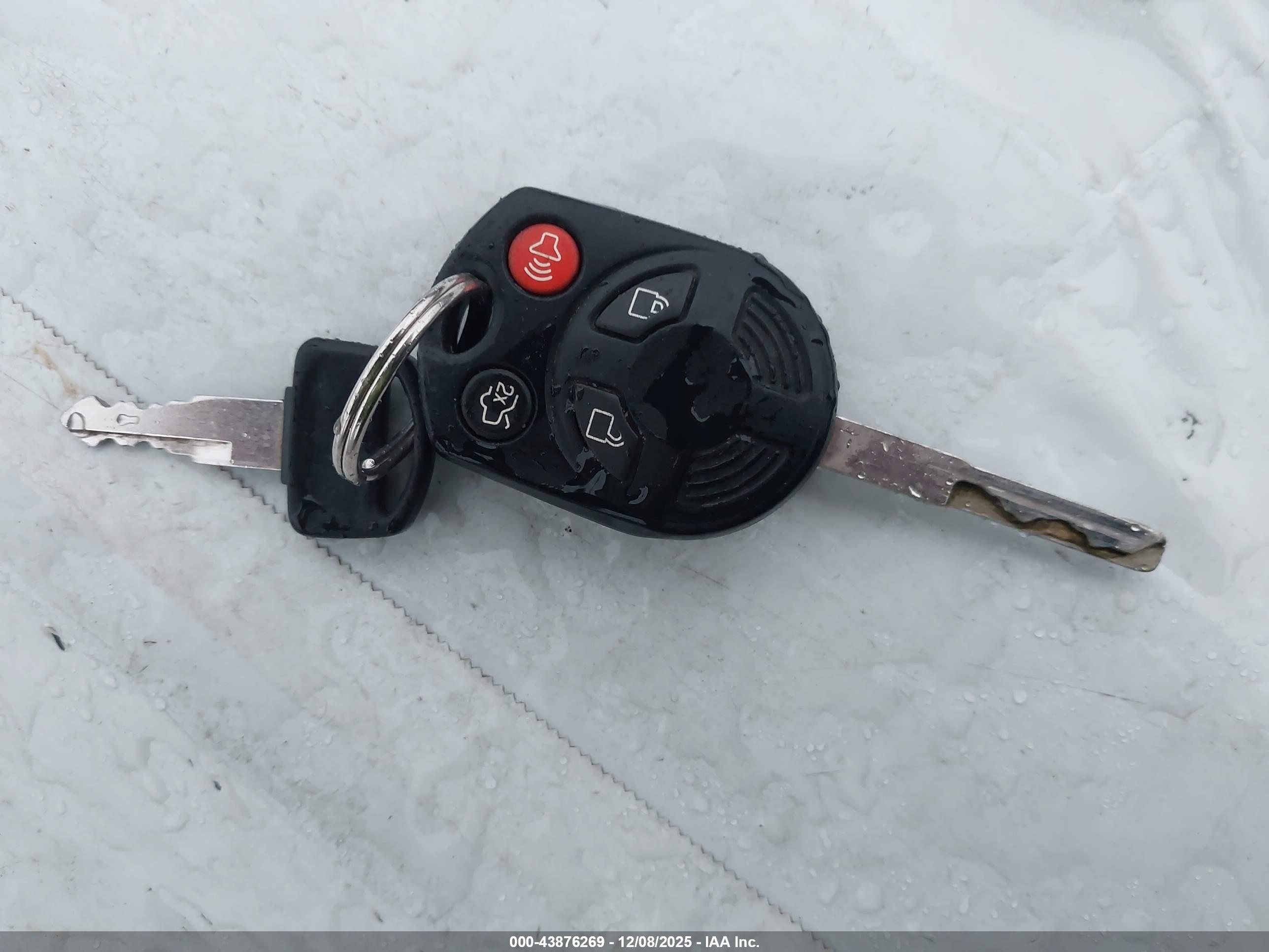 FORD FOCUS image 11