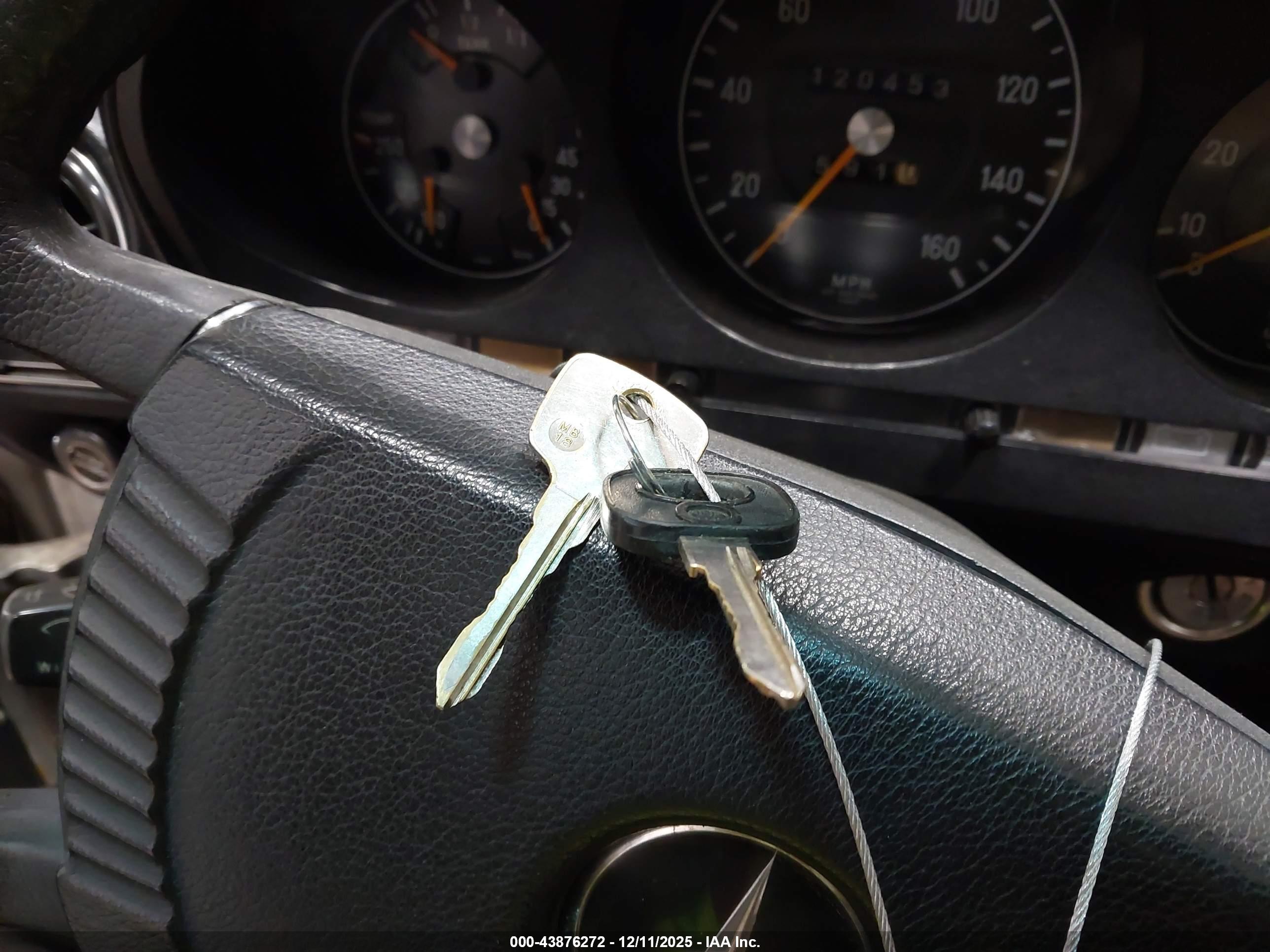 BENZ 450SE image 11