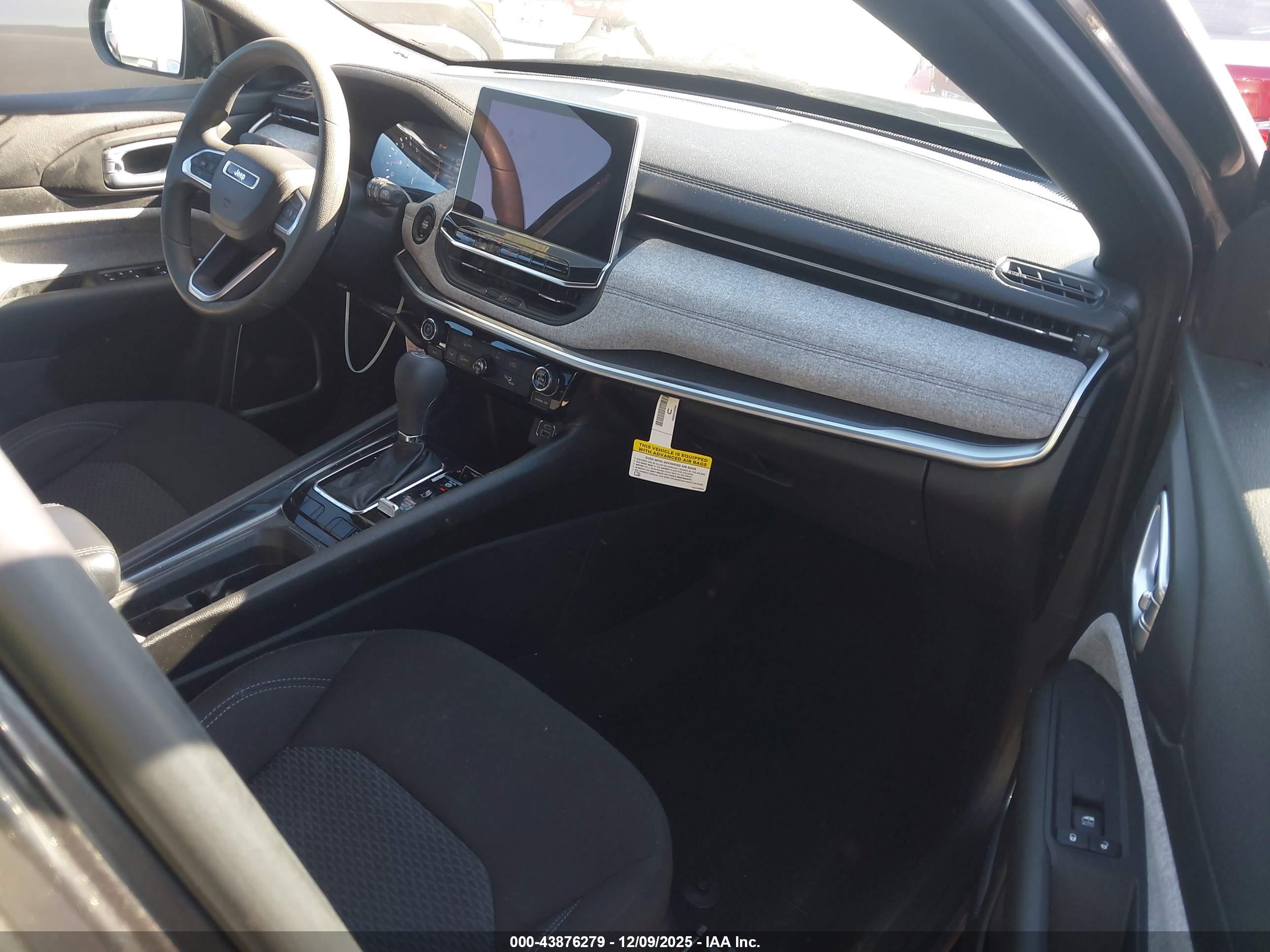 JEEP COMPASS image 5