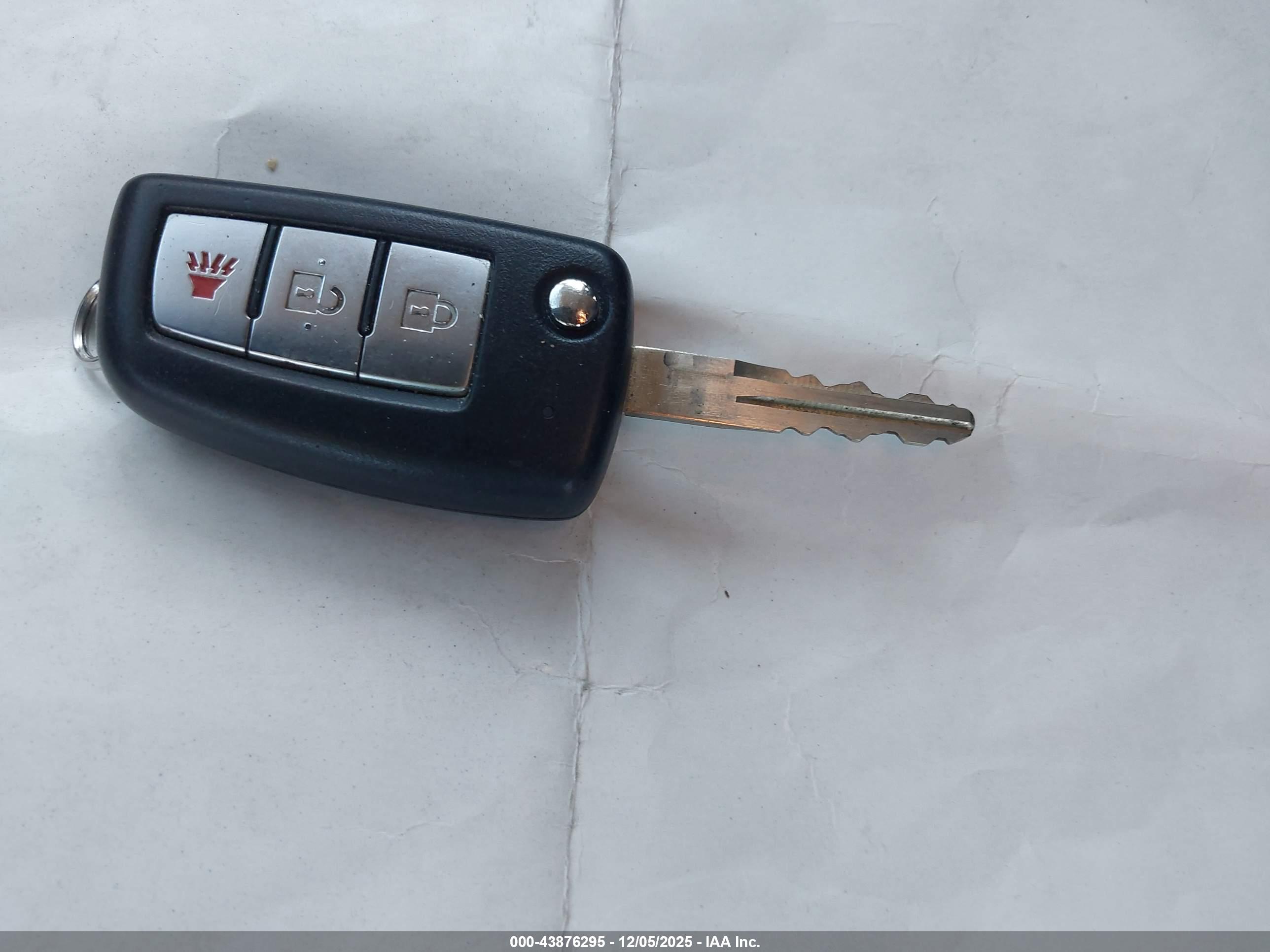 NISSAN ROGUE image 11