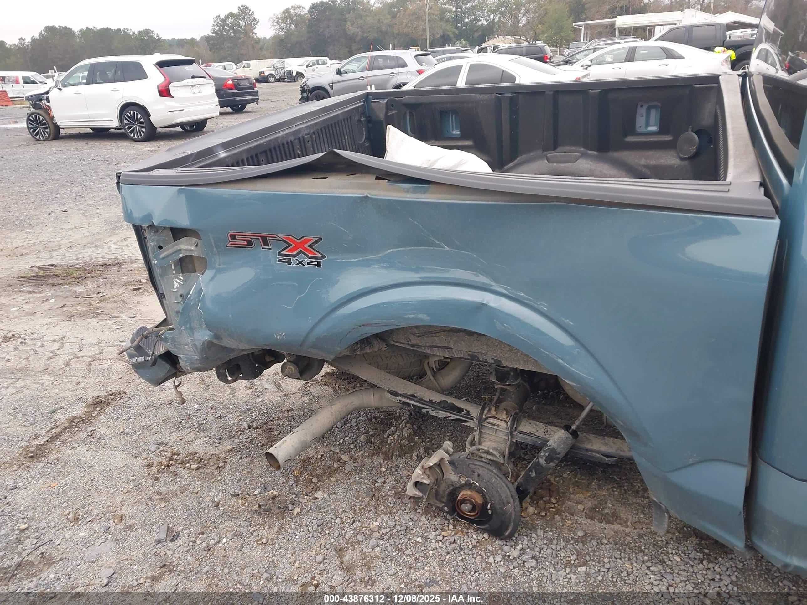 FORD F-150 image 6